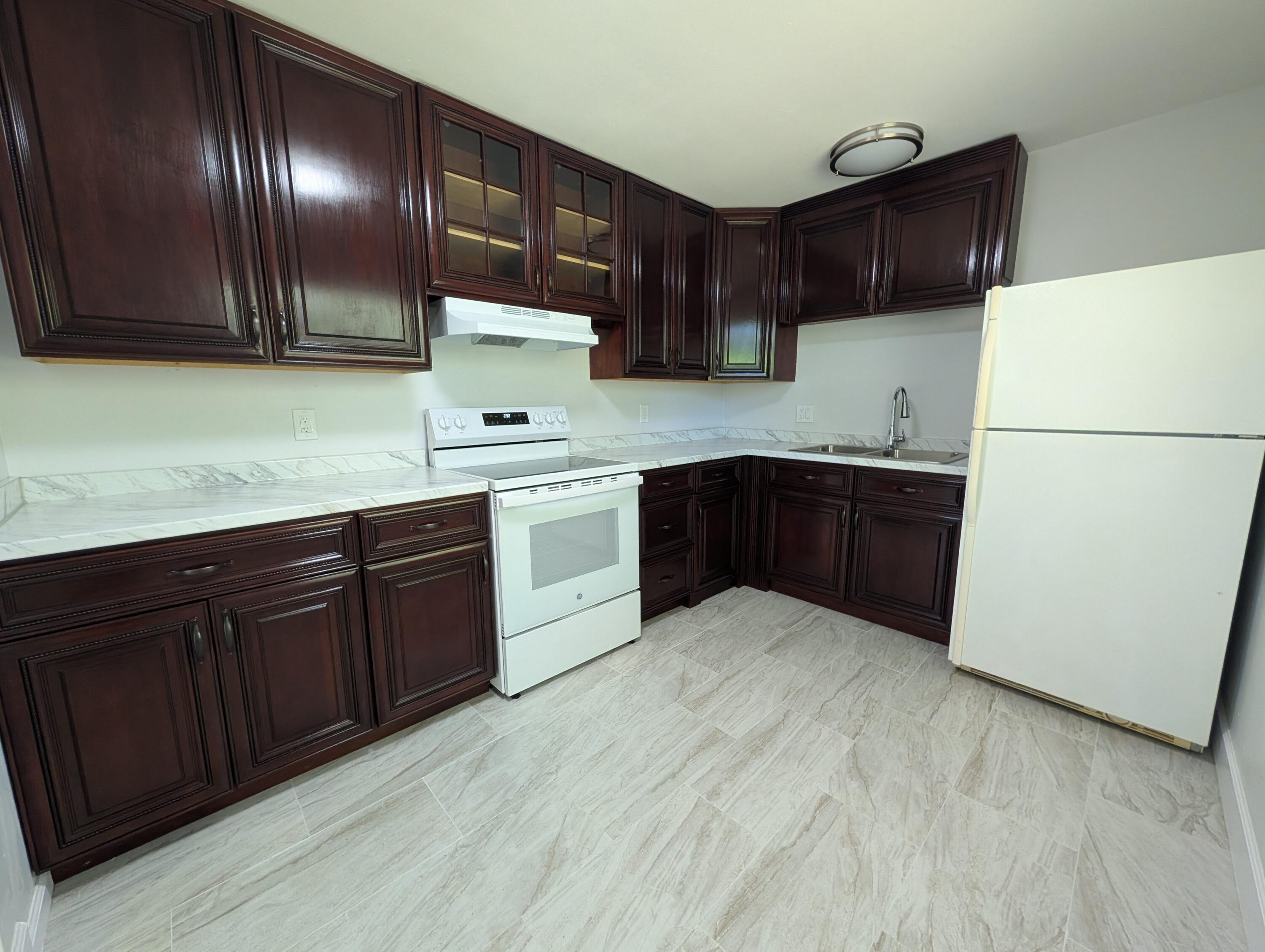 En Renta 3924 7th Avenue N, Palm Springs, FL 33461, Palm Springs, FL 33461