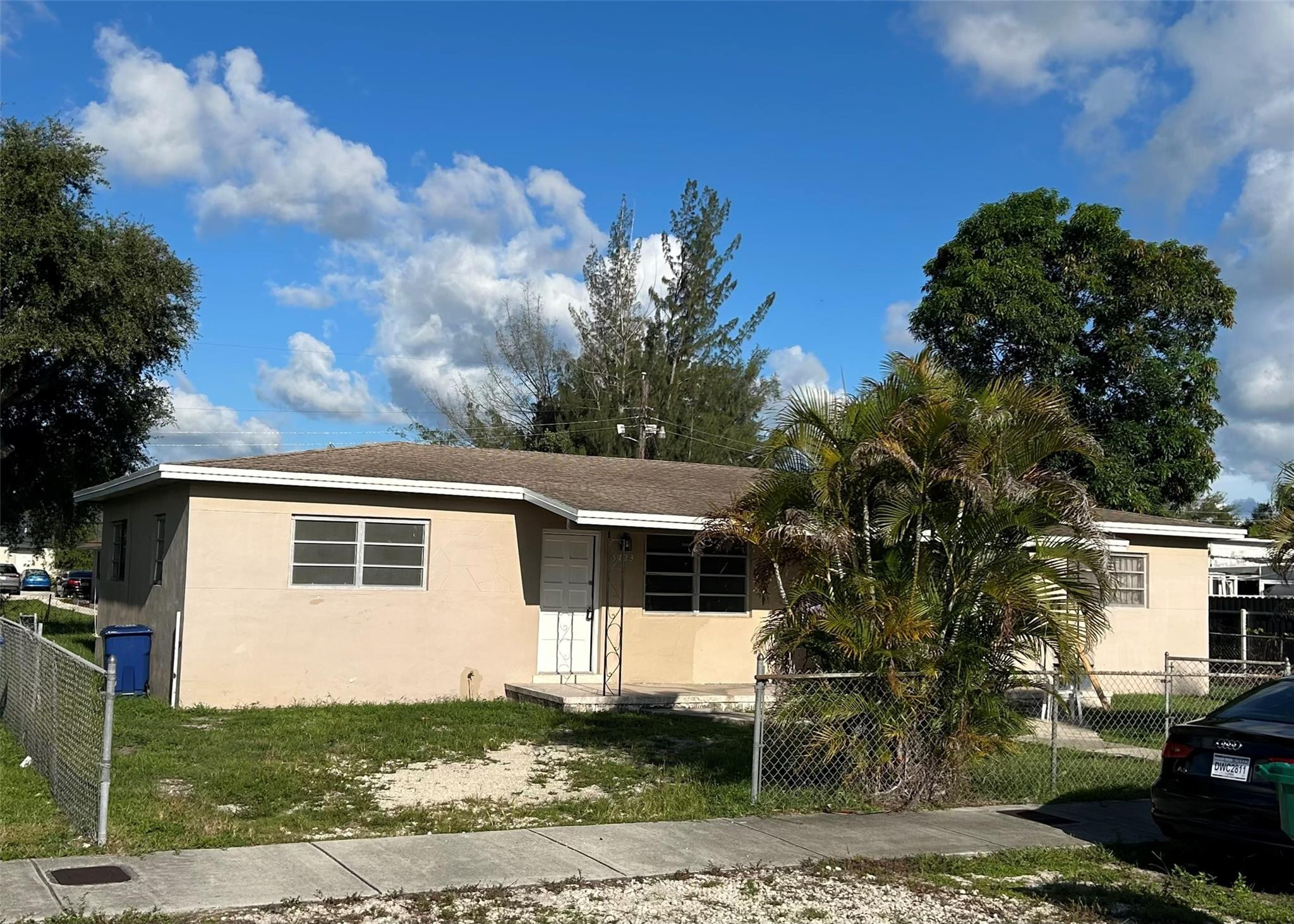 En Renta 15721 NW 39TH Place, Miami Gardens, FL 33054, Miami Gardens, FL 33054