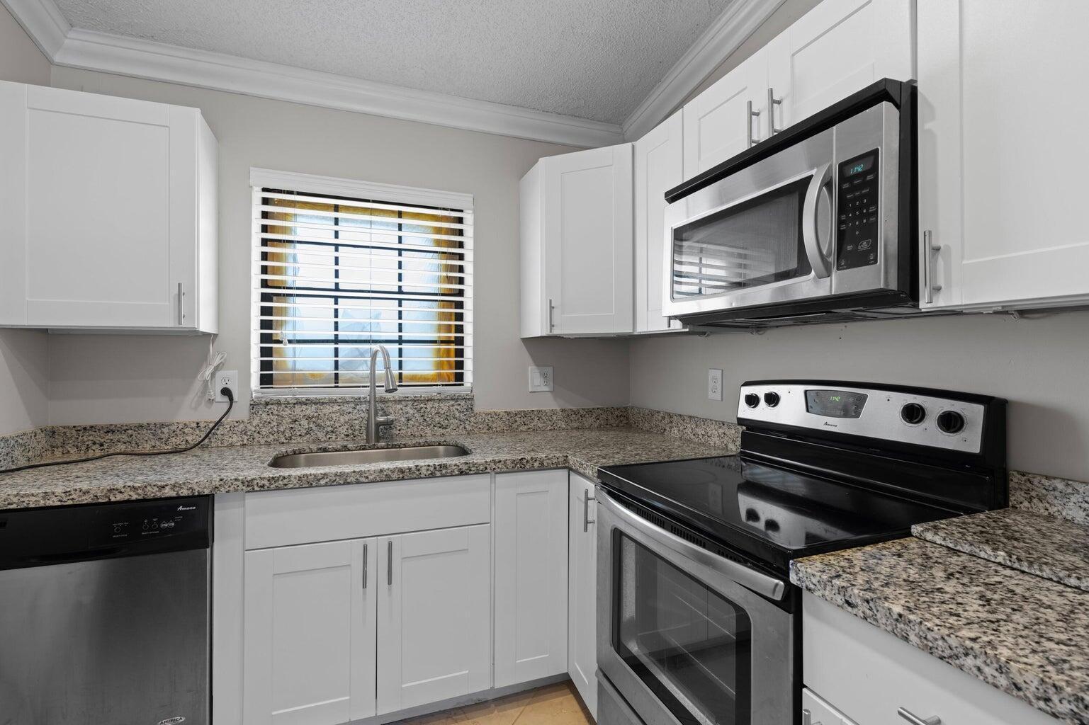 En Renta 2600 GREENWOOD Terrace 210, Boca Raton, FL 33431, Boca Raton, FL 33431
