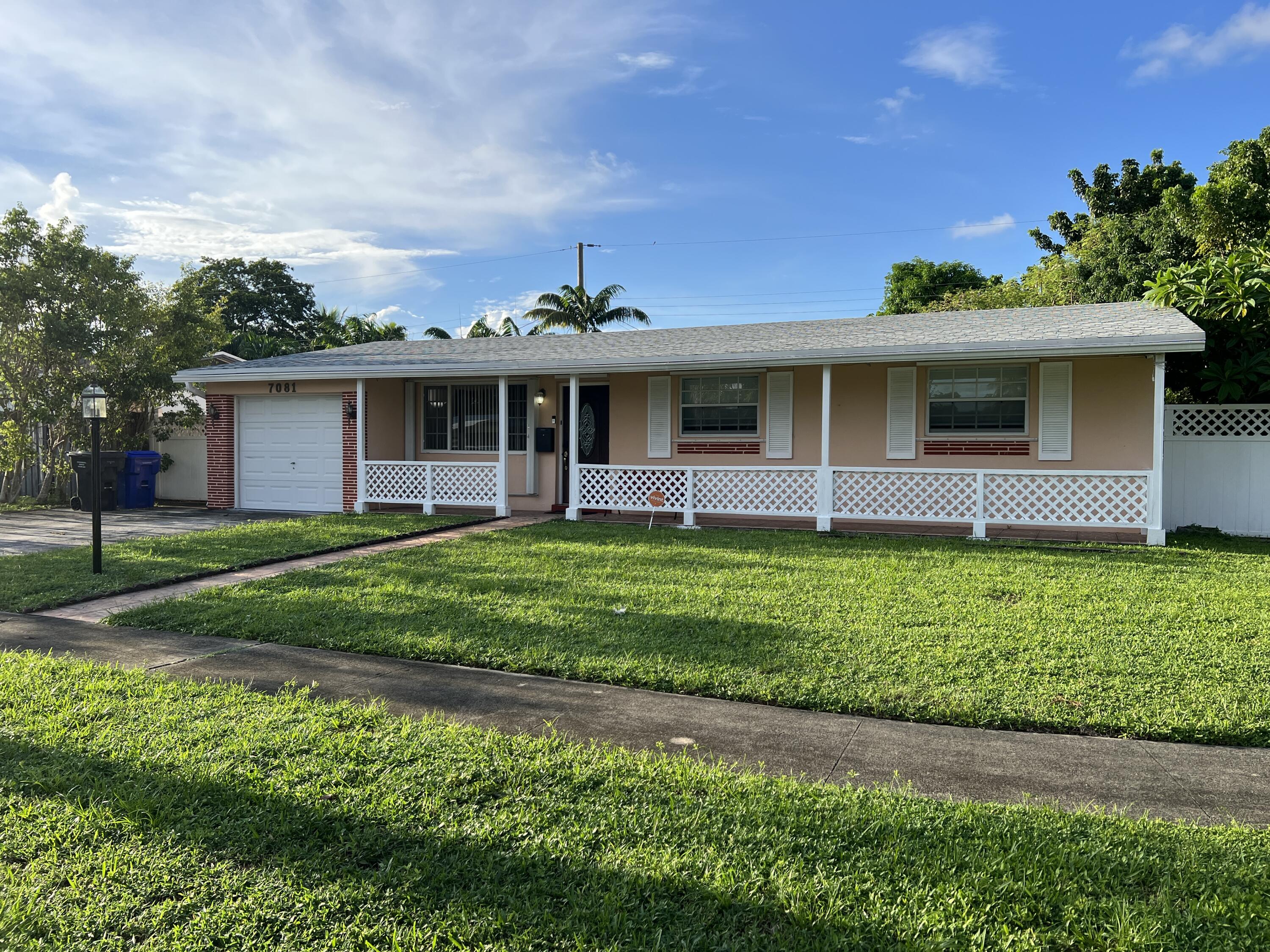 En Venta 7081 TAYLOR Street, Hollywood, FL 33024, Hollywood, FL 33024