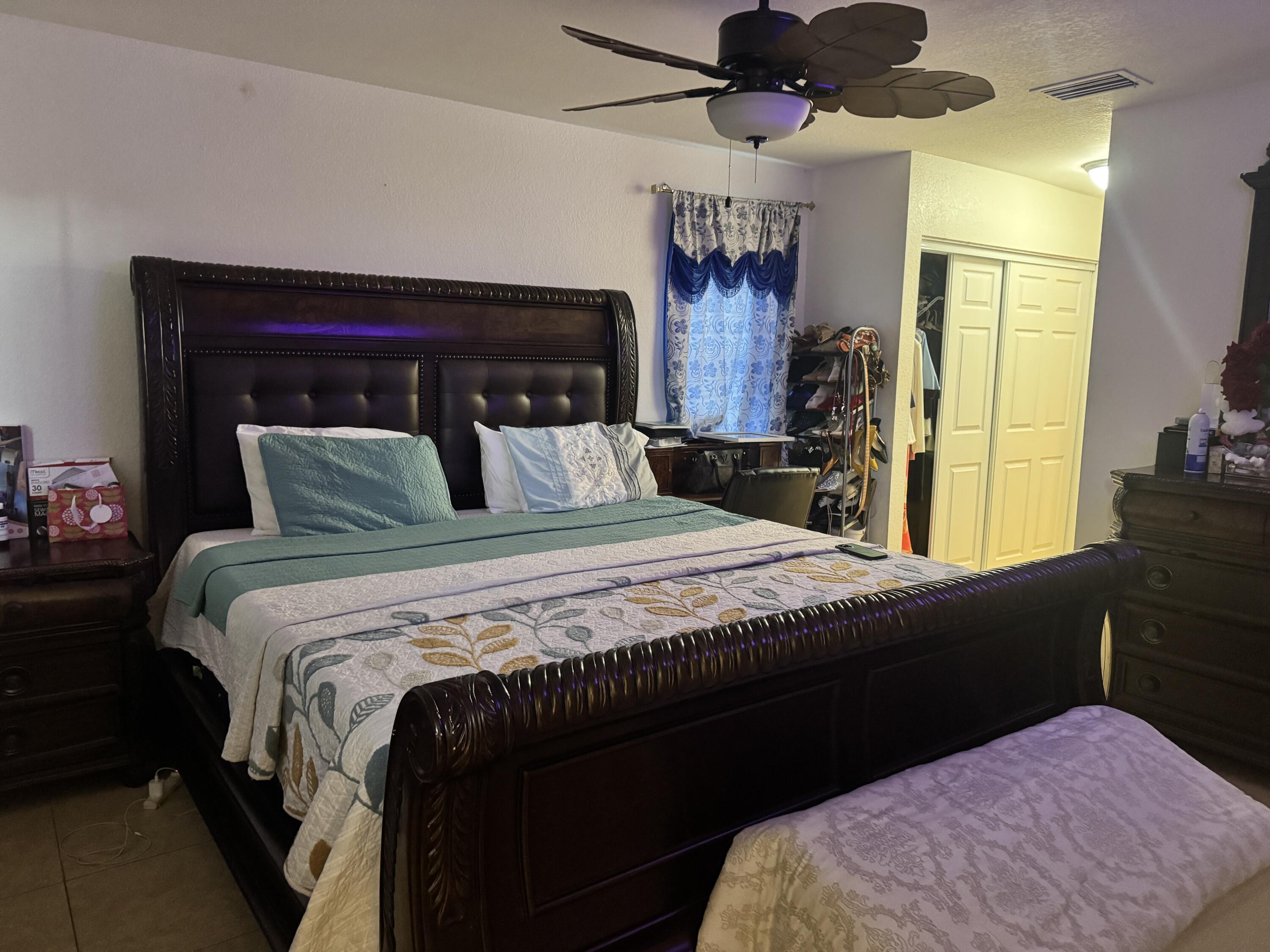 En Venta 2441 NW 14TH Court, Fort Lauderdale, FL 33311, Fort Lauderdale, FL 33311
