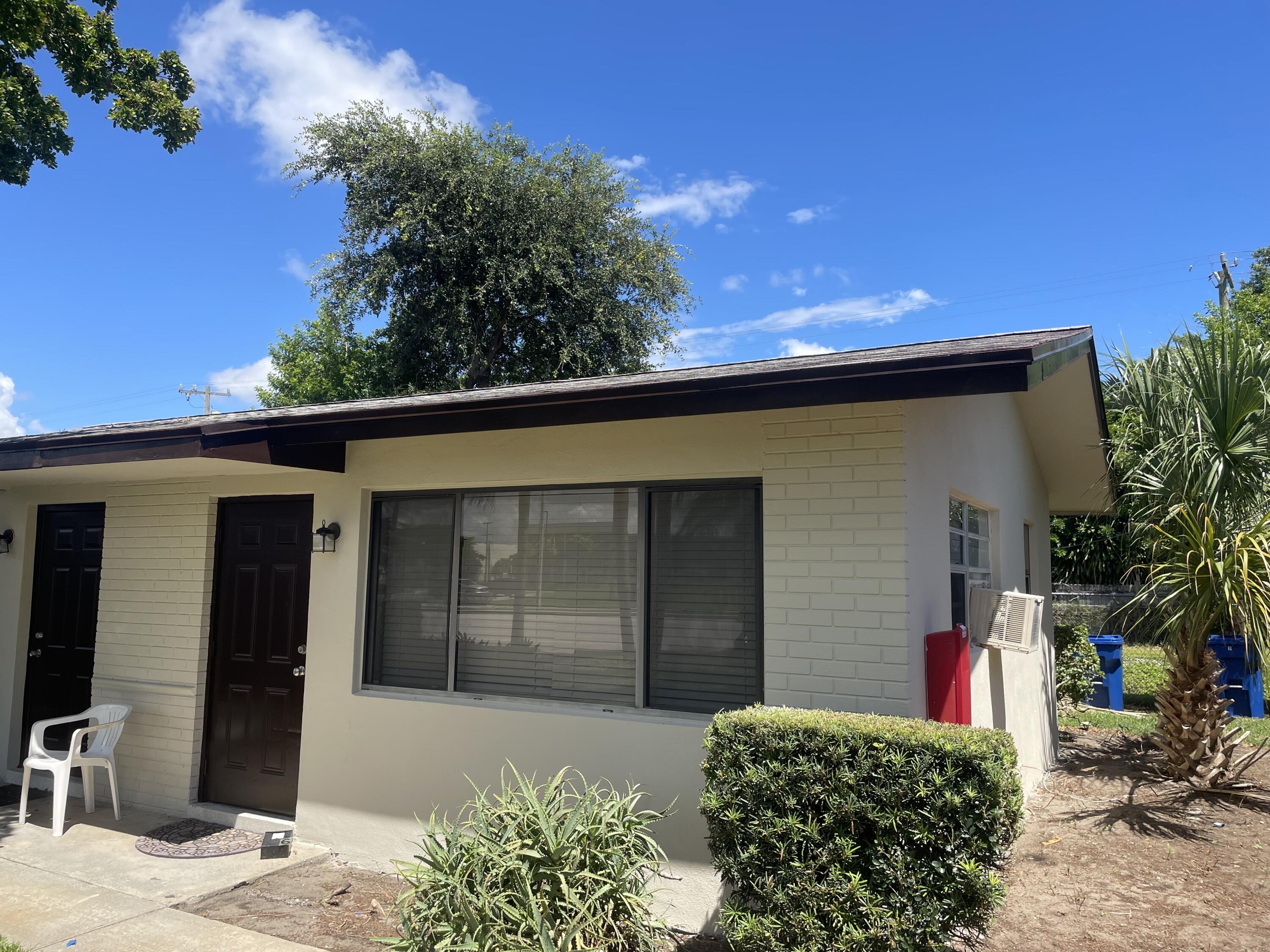 En Renta 1150 W Blue Heron Boulevard, Riviera Beach, FL 33404, Riviera Beach, FL 33404
