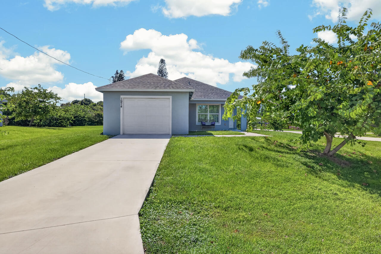 En Venta 1974 SE GENA Road, Port St. Lucie, FL 34952, Port St. Lucie, FL 34952