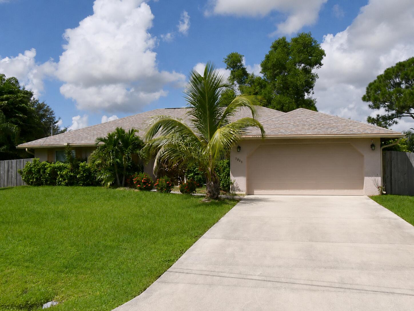 En Venta 5835 W Dooley Circle, Port St. Lucie, FL 34986, Port St. Lucie, FL 34986