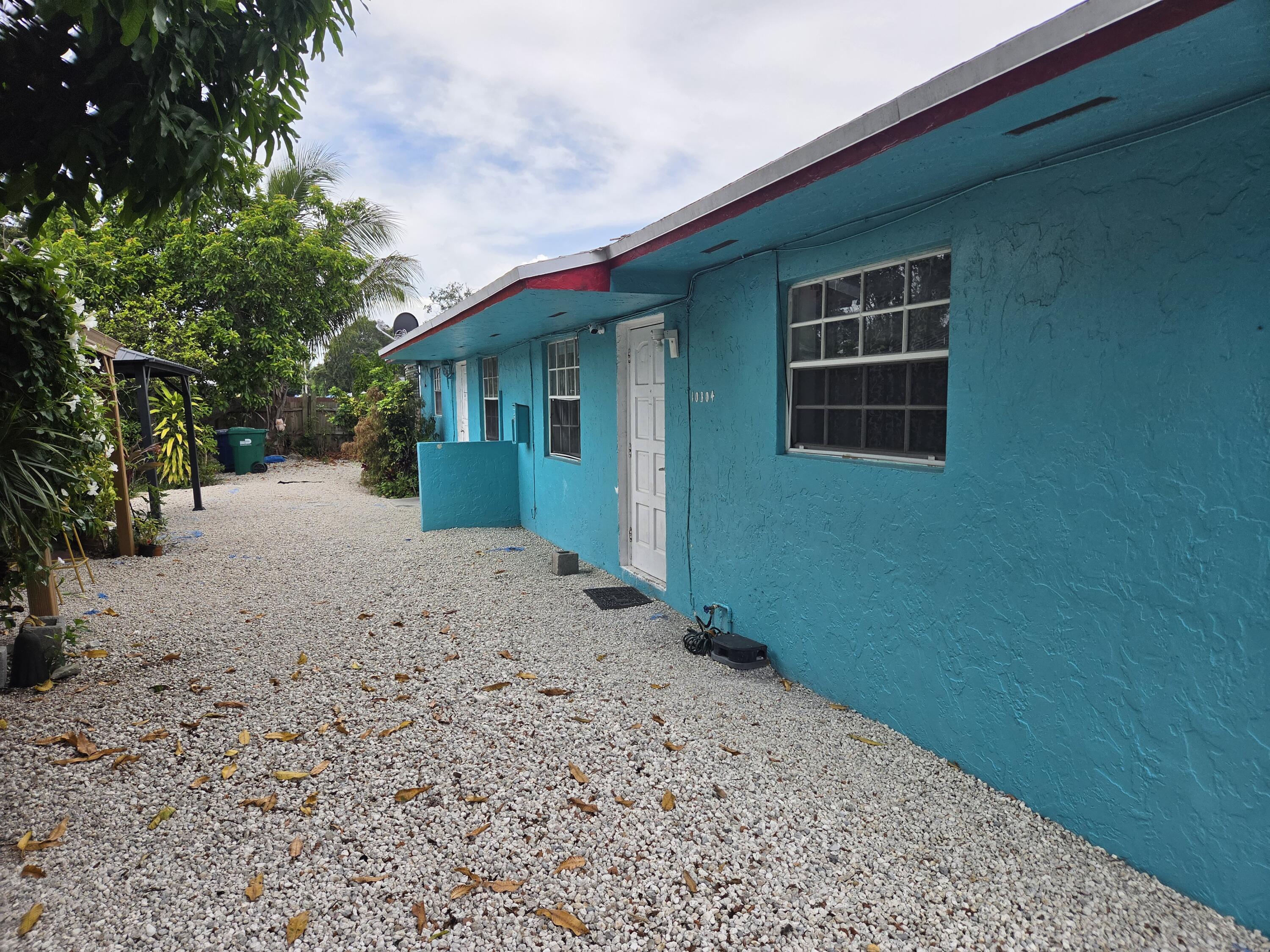 En Venta 10304 NW 10TH Avenue, Miami, FL 33150, Miami, FL 33150