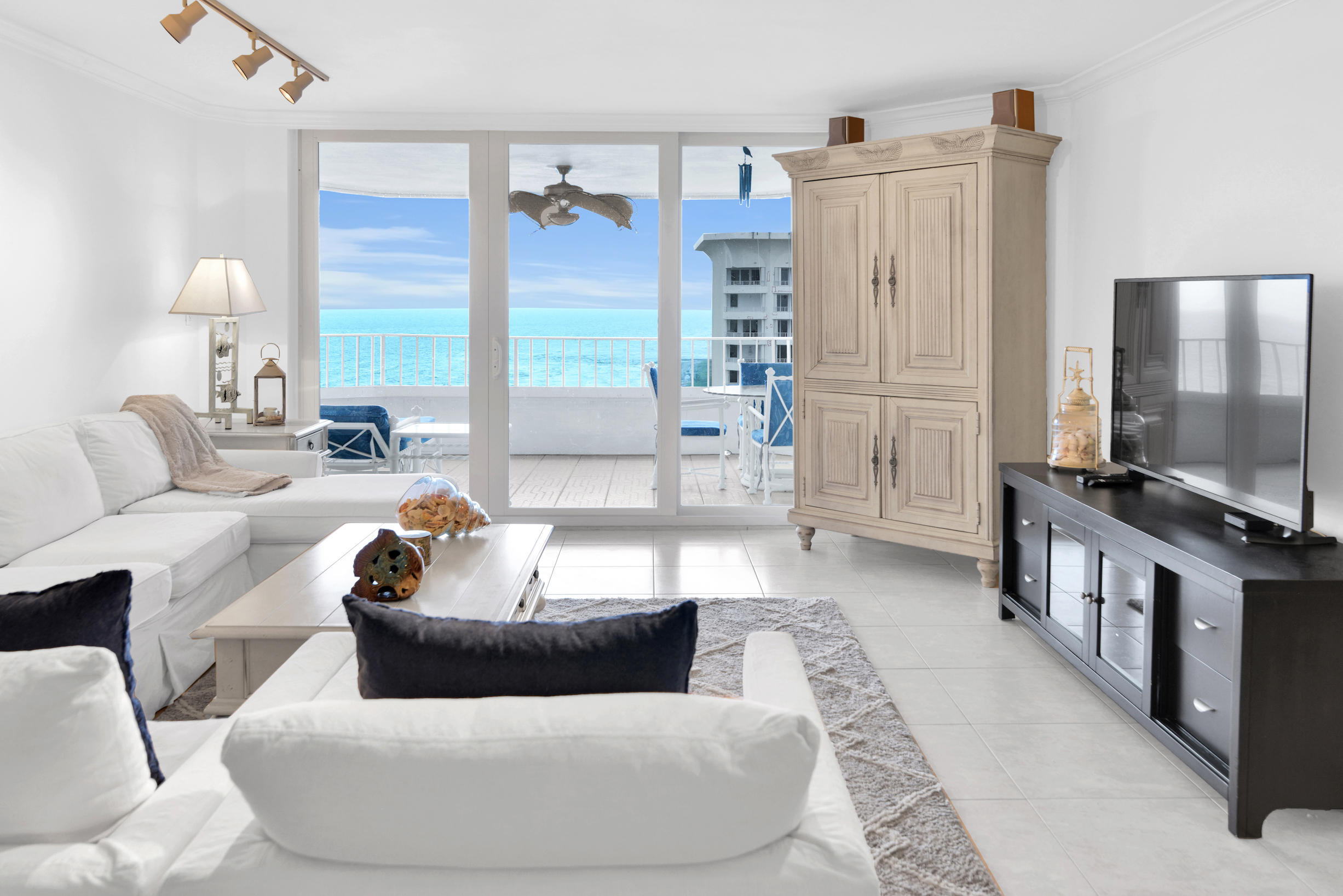 En Venta 500 S Ocean Boulevard 2204, Boca Raton, FL 33432, Boca Raton, FL 33432