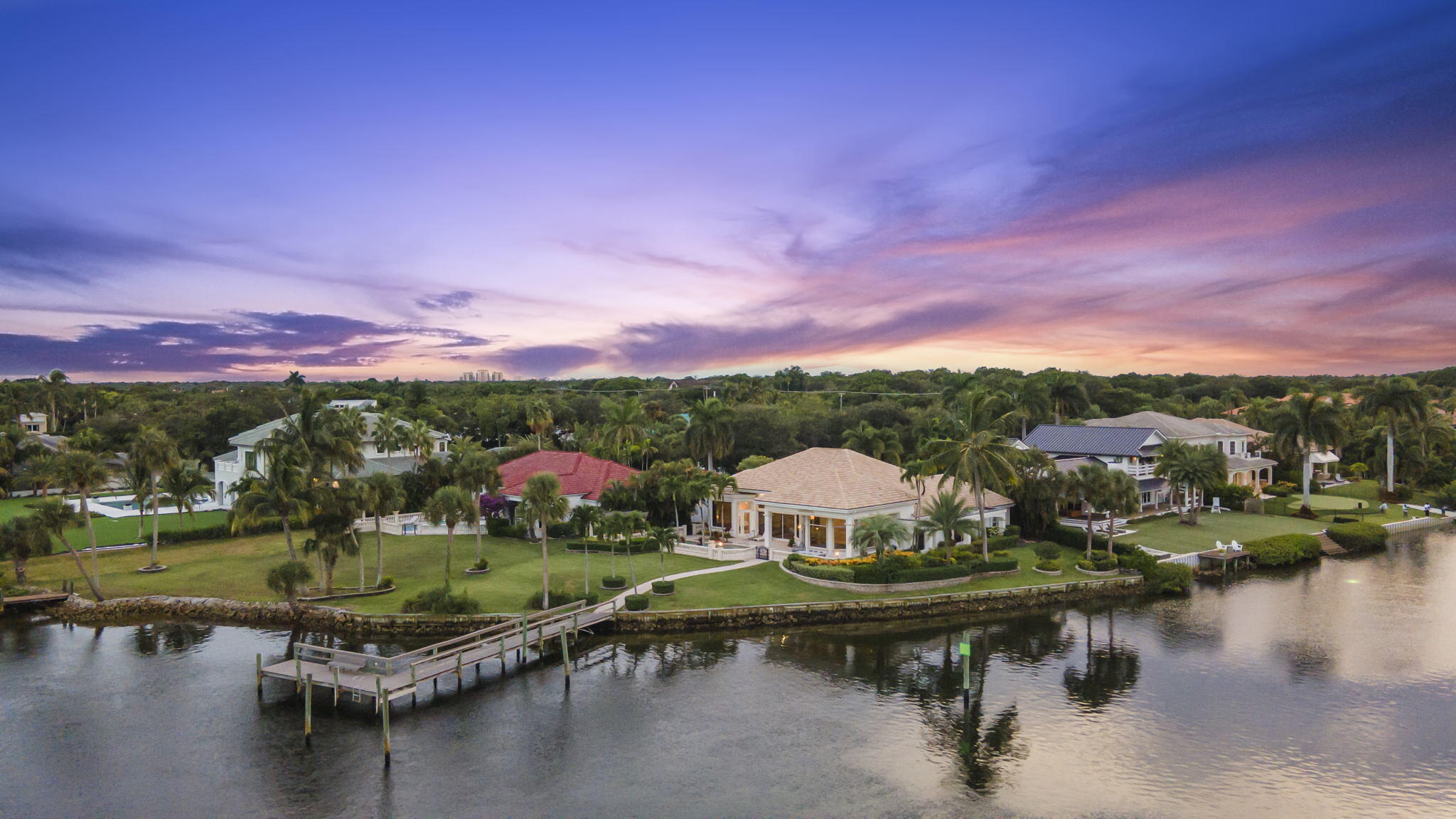 Foto de propiedad en 2435 SNOOK Trail, Palm Beach Gardens, FL 33410 Palm Beach Gardens con MLS# 