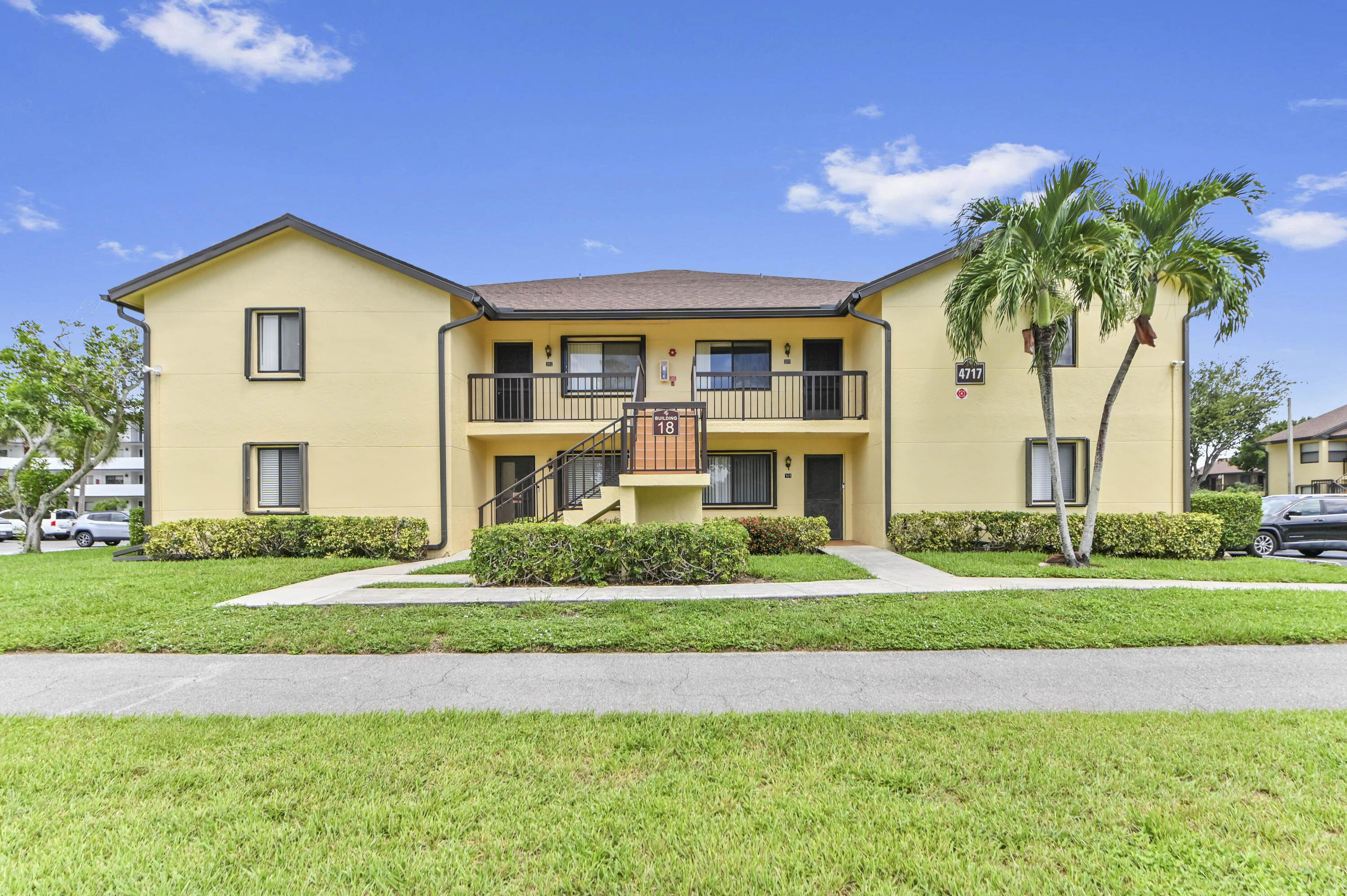 En Venta 4717 Lucerne Lakes Boulevard E 201, Lake Worth, FL 33467, Lake Worth, FL 33467