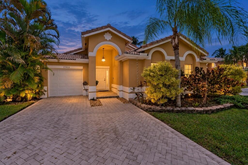 En Venta 15466 SW 143RD Terrace, Miami, FL 33196, Miami, FL 33196