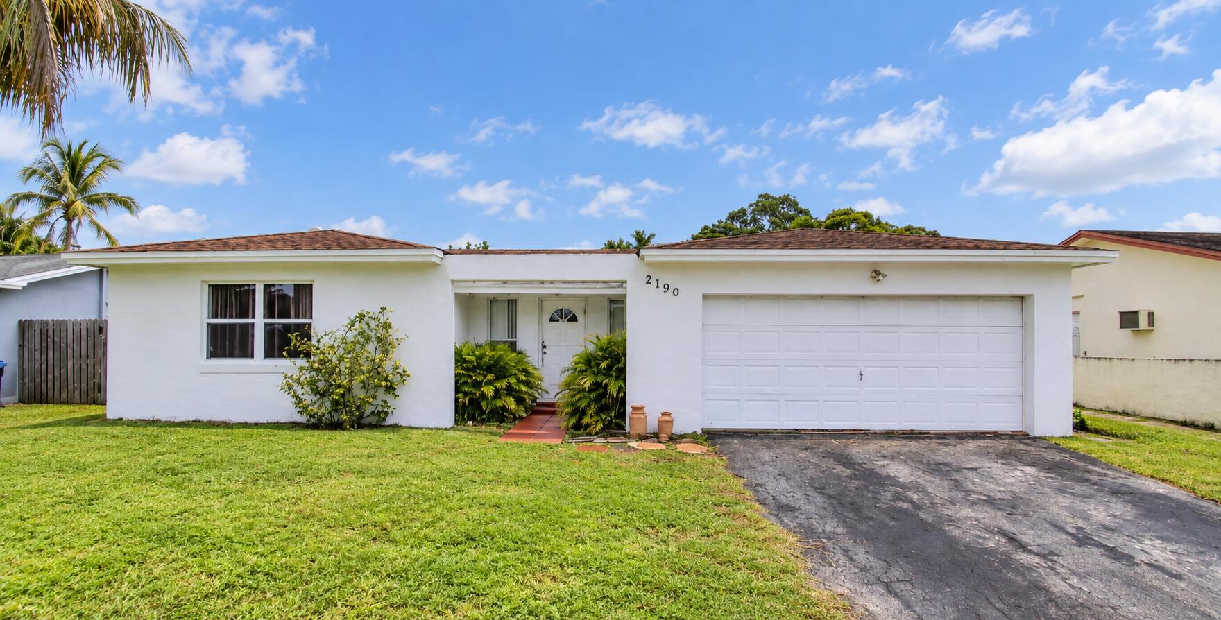 En Venta 2190 NW 94TH Way, Sunrise, FL 33322, Sunrise, FL 33322