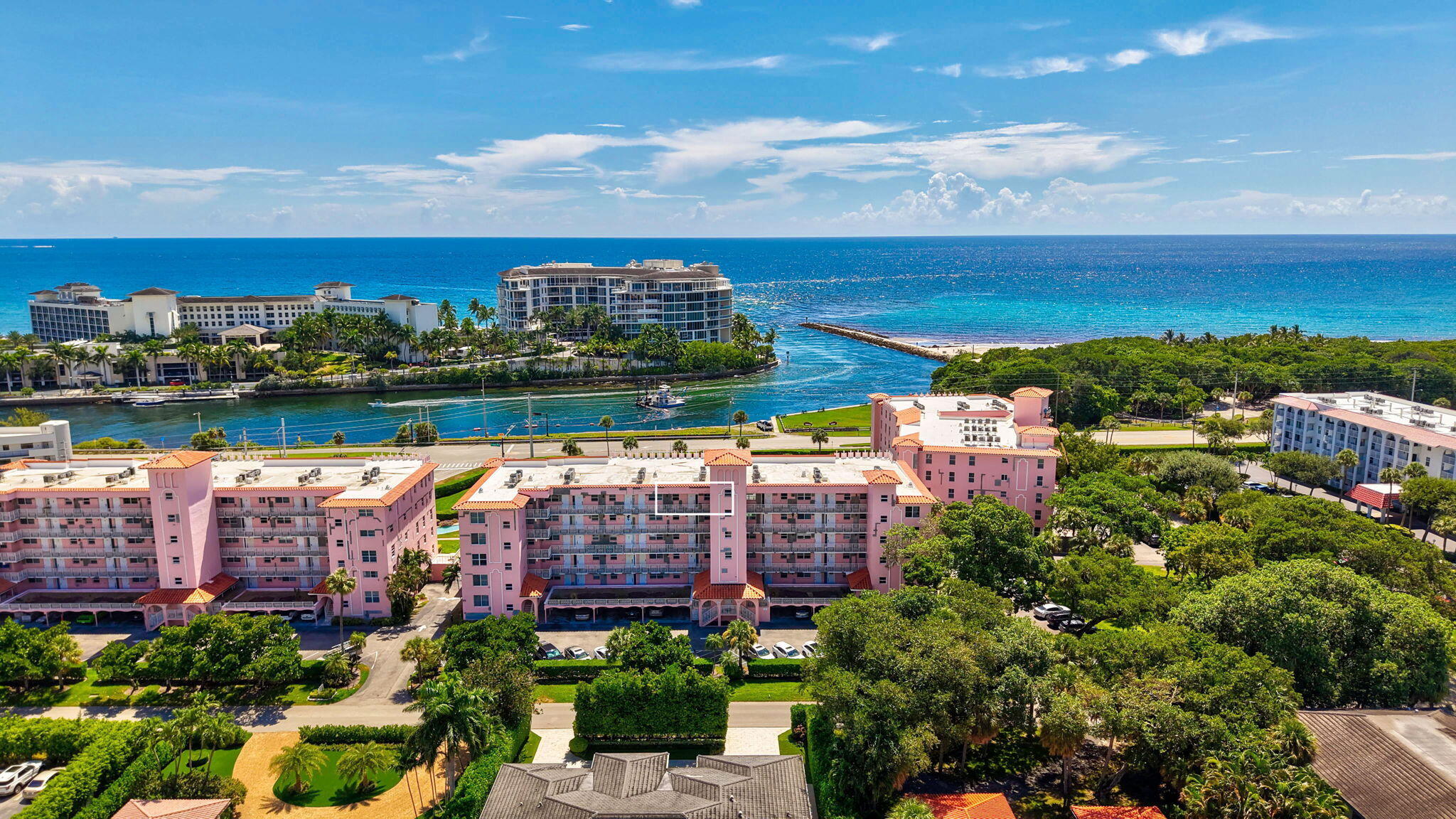 En Venta 1040 BANYAN Road 504C, Boca Raton, FL 33432, Boca Raton, FL 33432