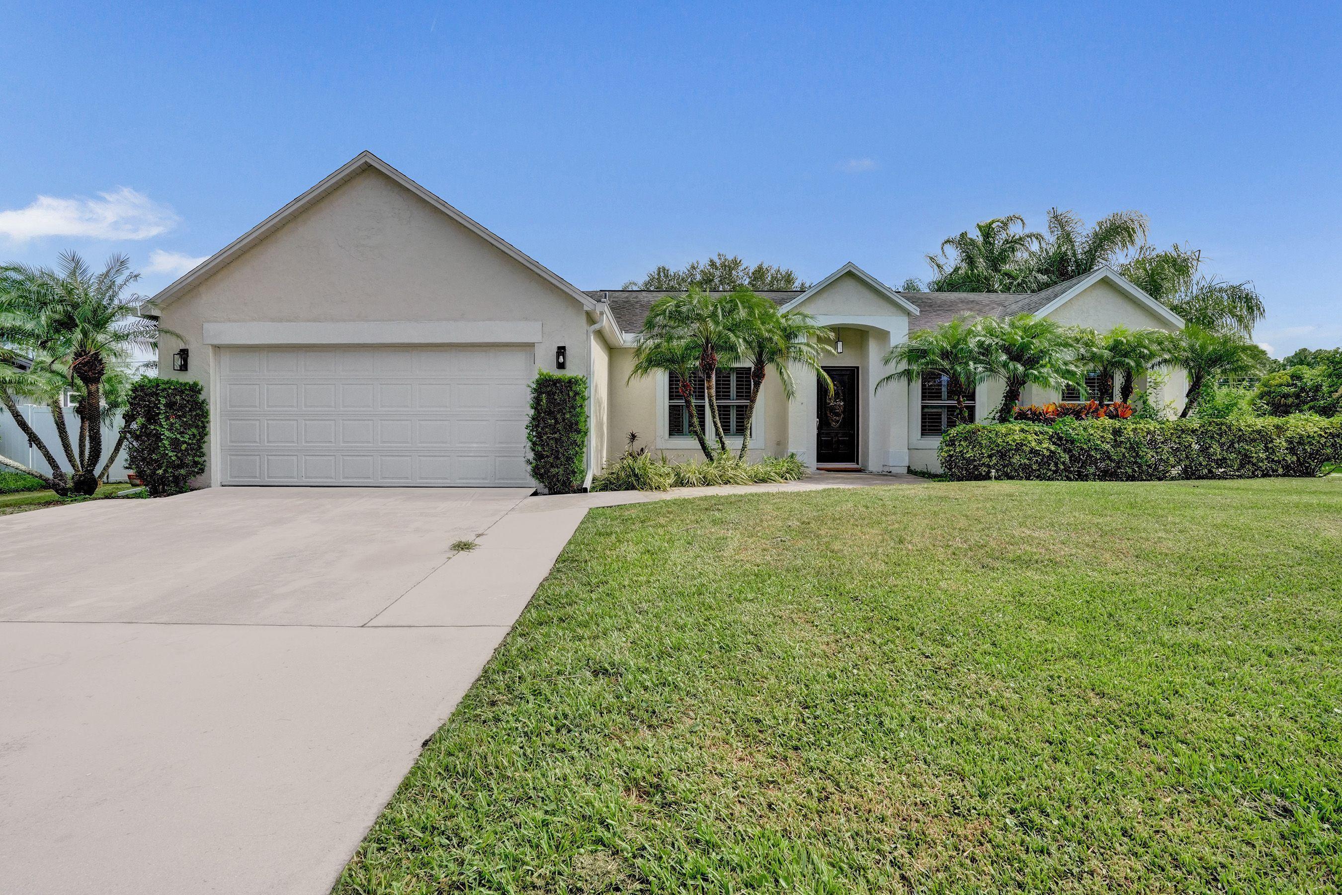 En Venta 468 SW Prado Avenue, Port St. Lucie, FL 34983, Port St. Lucie, FL 34983