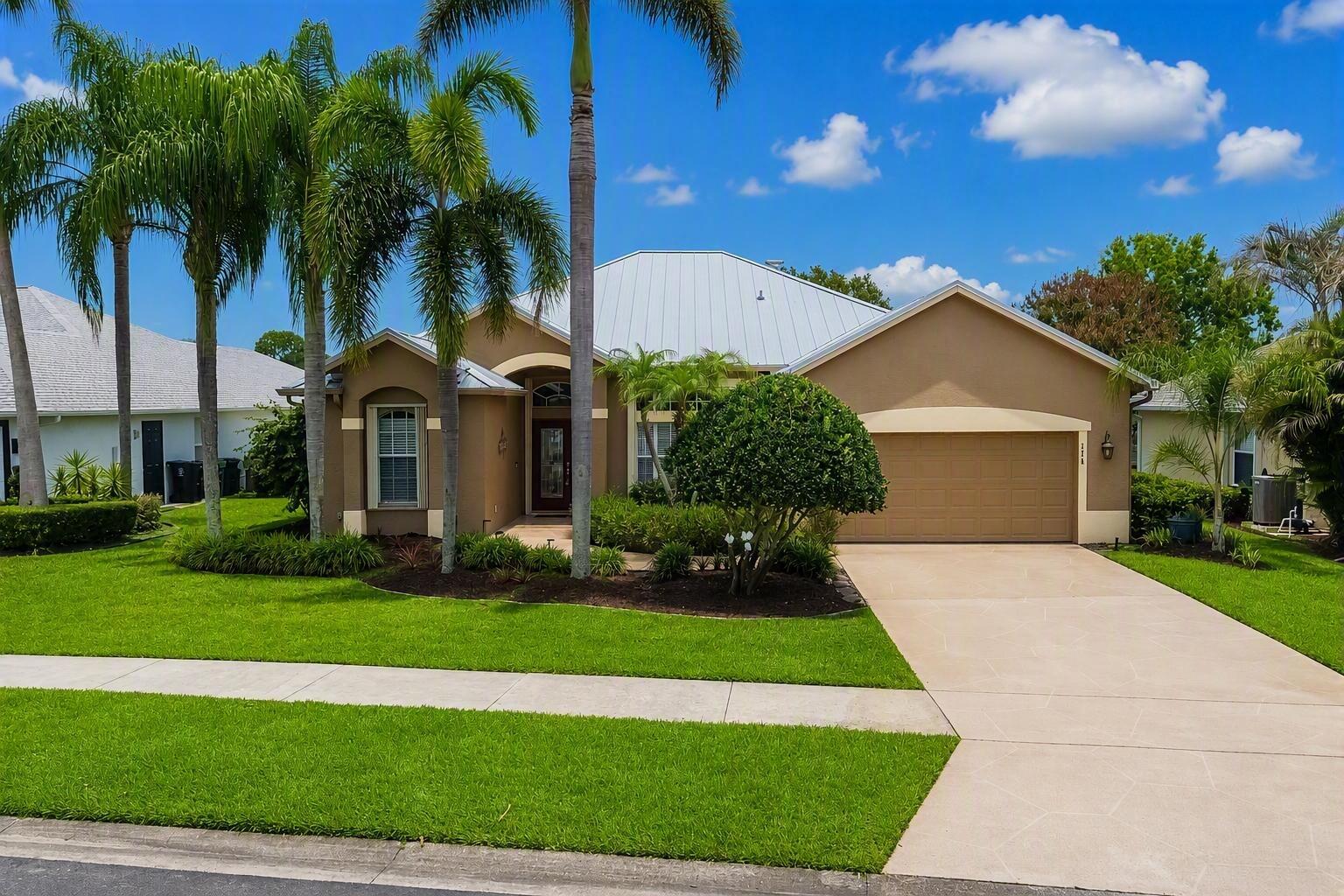 En Venta 208 SW Whitewood Drive, Port St. Lucie, FL 34953, Port St. Lucie, FL 34953