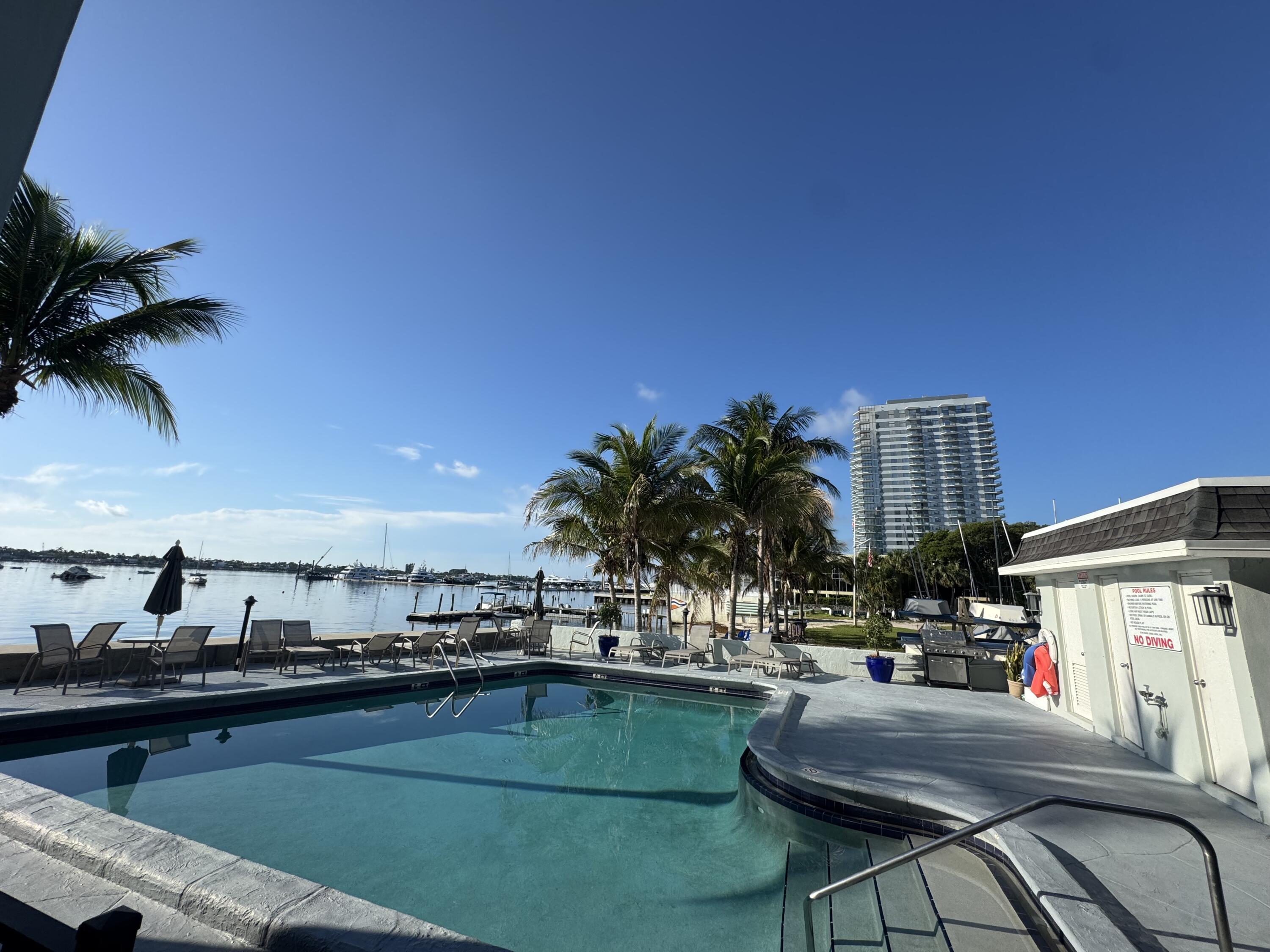 En Renta 4700 N Flagler Drive 212, West Palm Beach, FL 33407, West Palm Beach, FL 33407