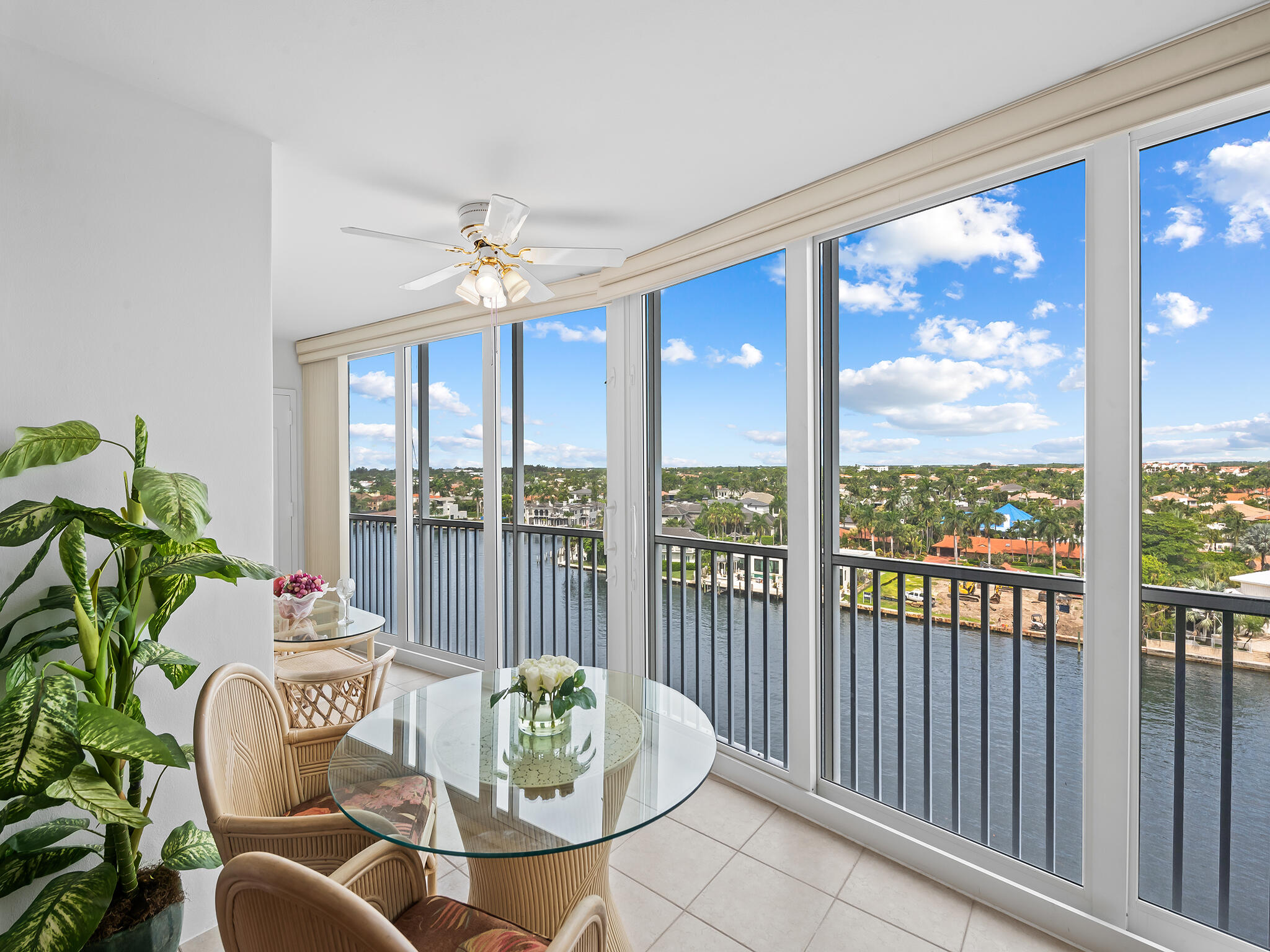 Balcony/Florida Room
