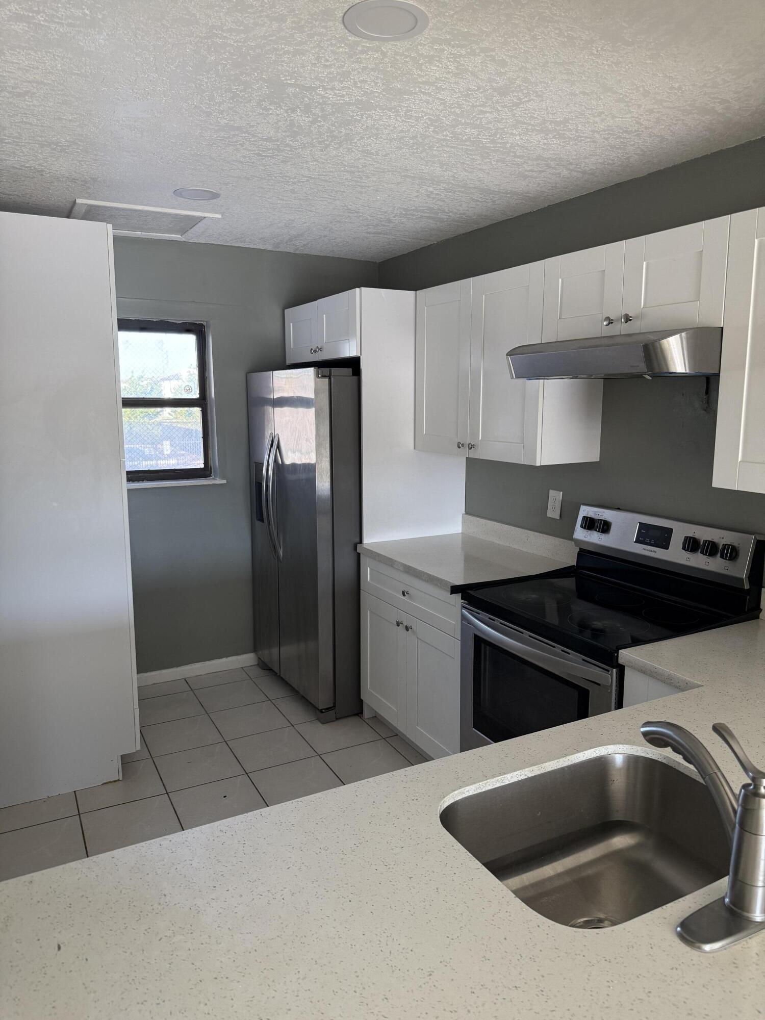 En Renta 20735 NE 8TH Court 206-12, Miami, FL 33179, Miami, FL 33179