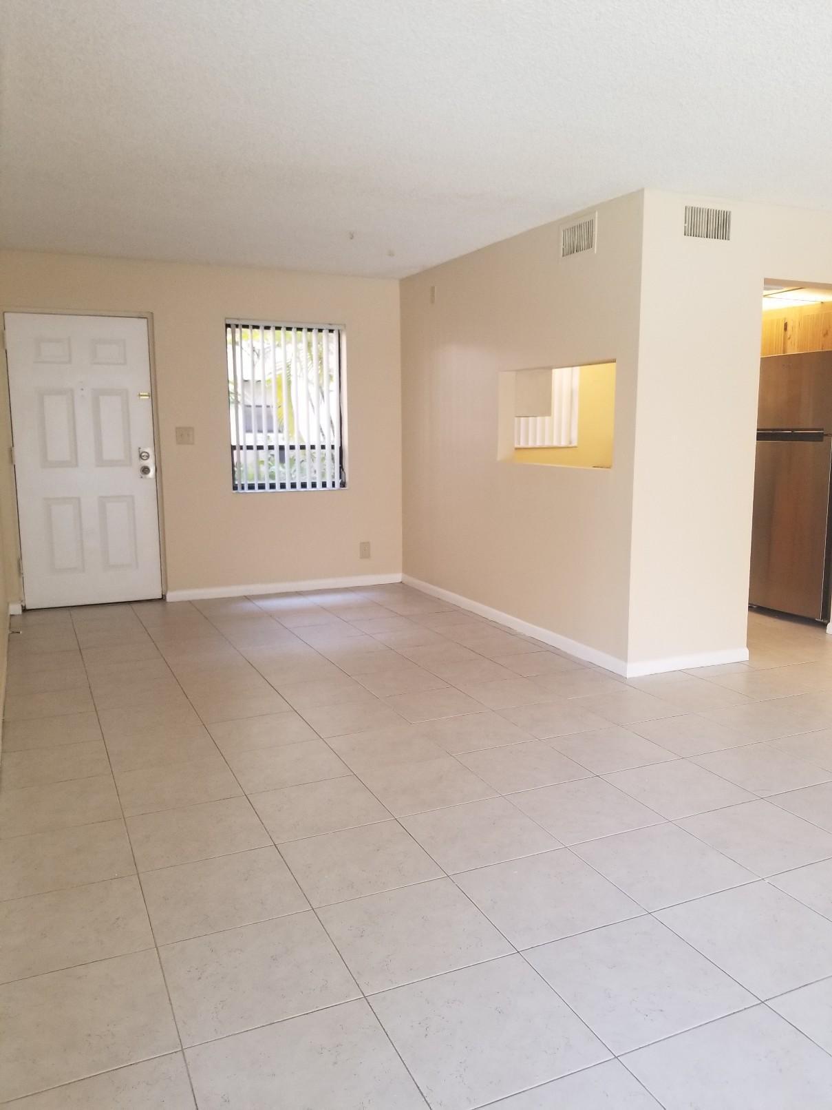 En Renta 1850 N CONGRESS Avenue 102, West Palm Beach, FL 33401, West Palm Beach, FL 33401