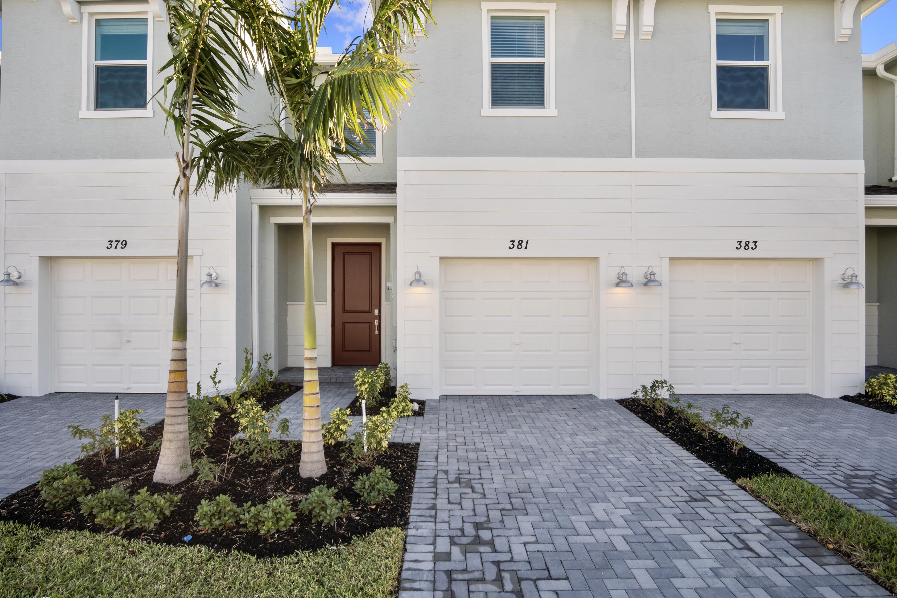 En Renta 381 SE CROSSOAK Lane, Port St. Lucie, FL 34984, Port St. Lucie, FL 34984