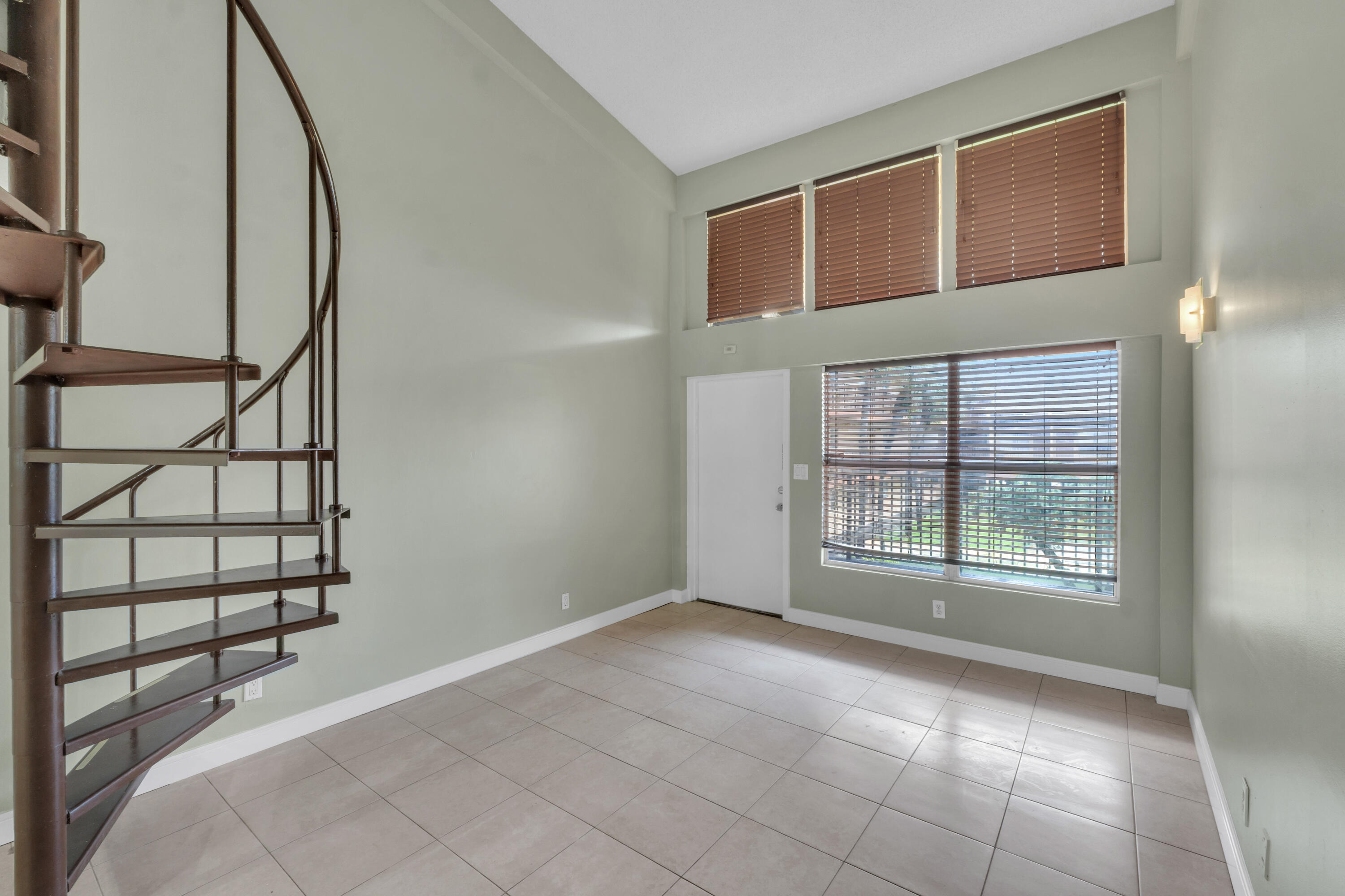 En Venta 4171 NW 26TH Street T2, Lauderhill, FL 33313, Lauderhill, FL 33313