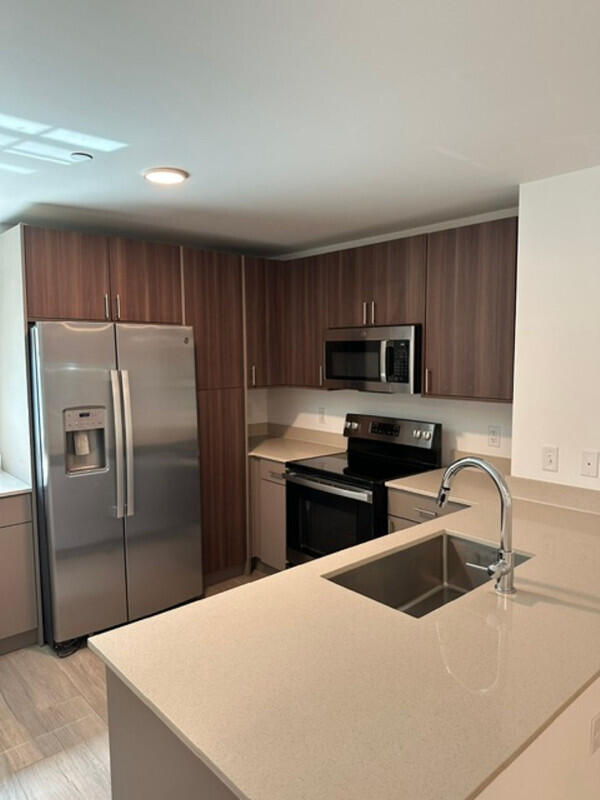 En Renta 307 N J Street 2-308, Lake Worth Beach, FL 33460, Lake Worth Beach, FL 33460