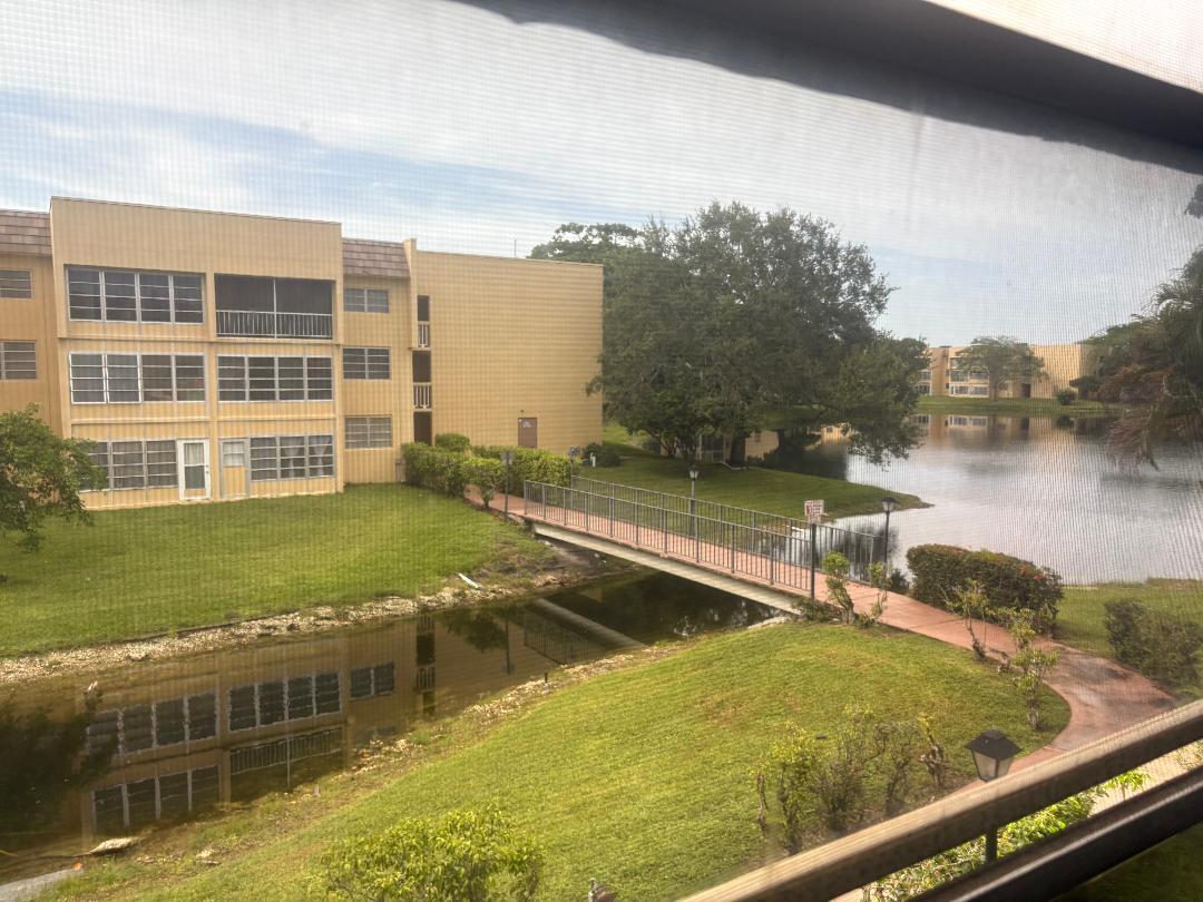 En Venta 5851 NW 62ND Avenue 201, Tamarac, FL 33319, Tamarac, FL 33319