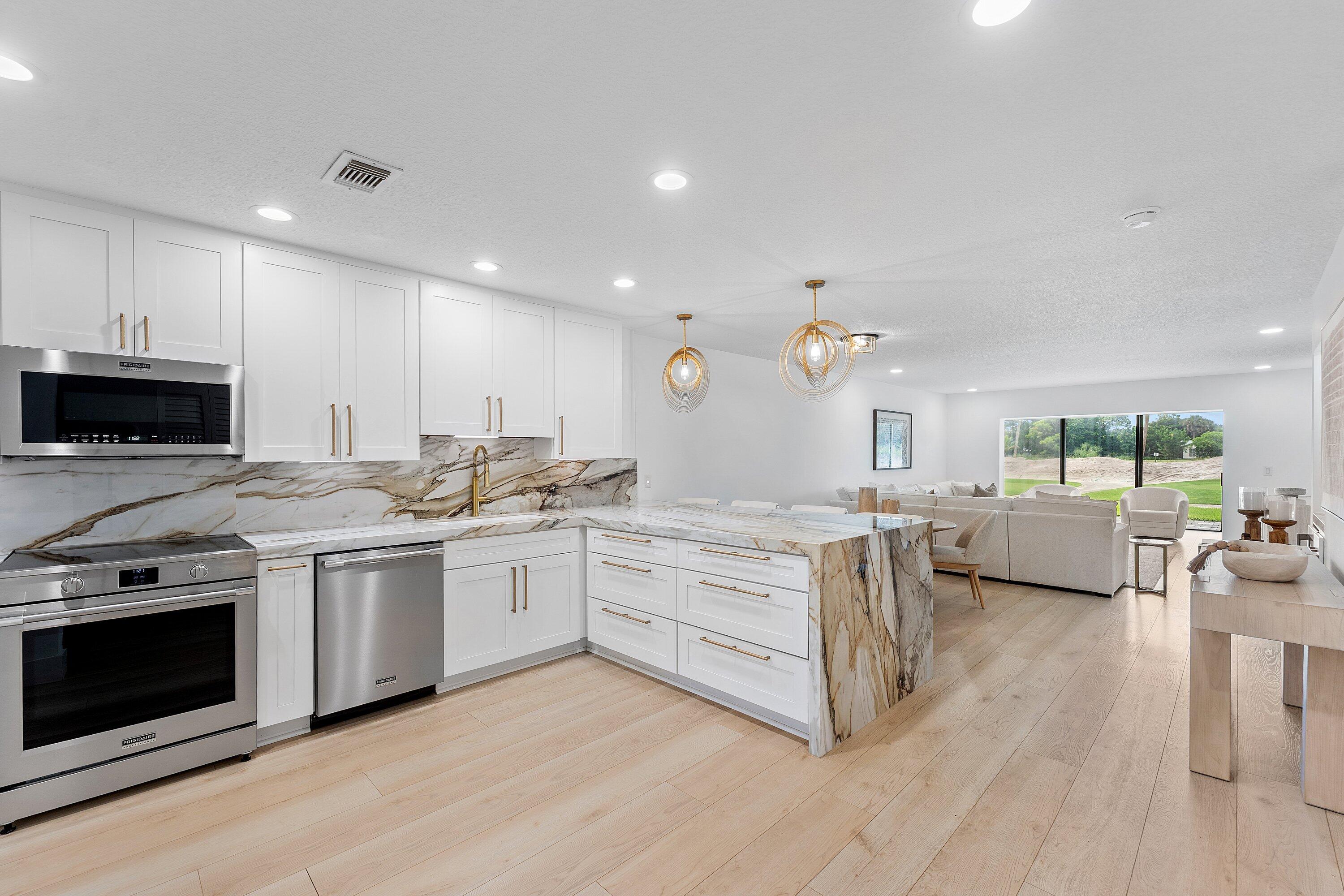 En Venta 11 SOUTHPORT Lane E, Boynton Beach, FL 33436, Boynton Beach, FL 33436