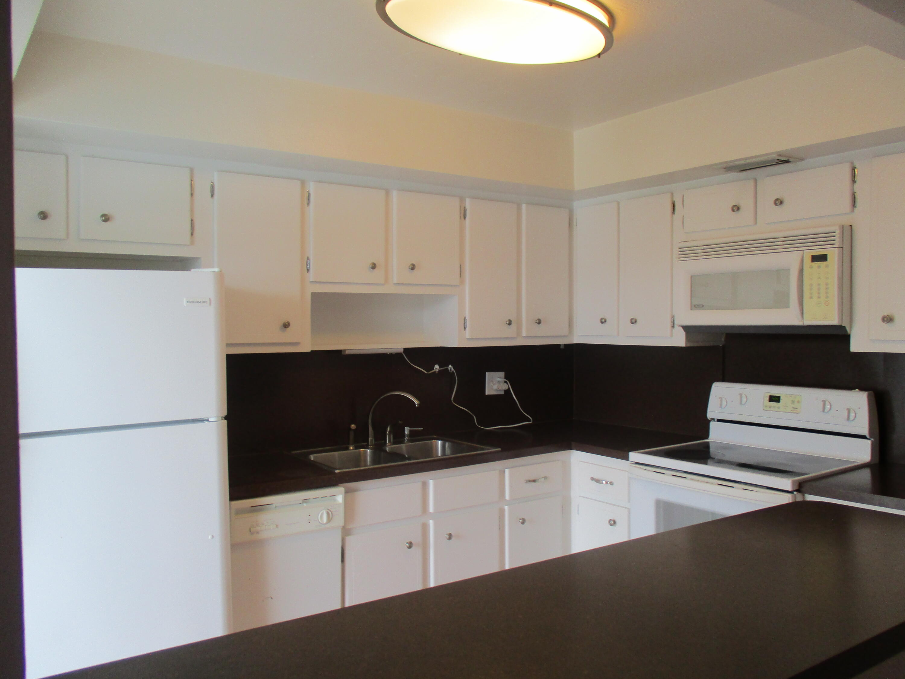 En Renta 3720 HARRISON Street 3, Hollywood, FL 33021, Hollywood, FL 33021