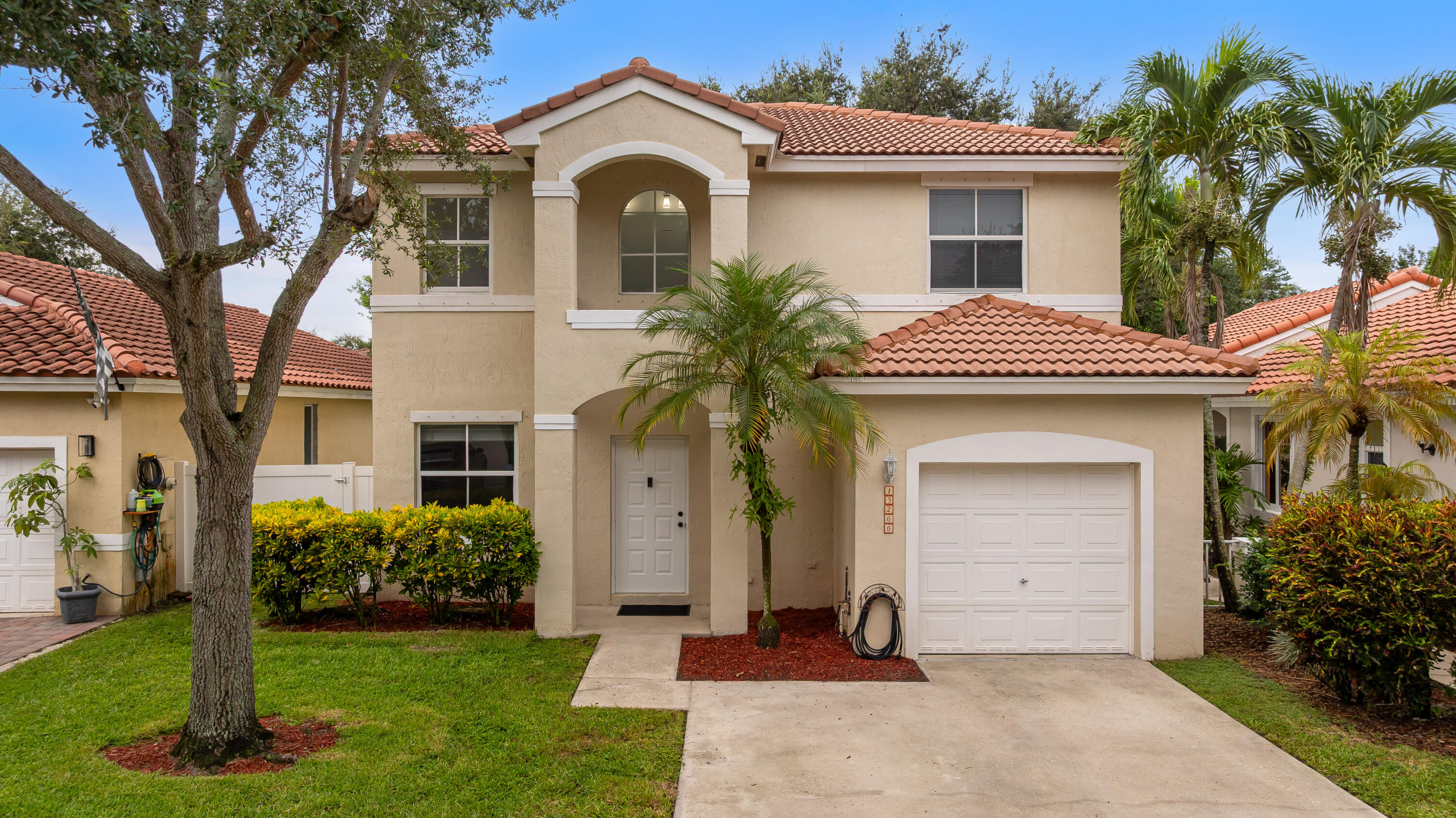 En Venta 15266 SW 49TH Street, Davie, FL 33331, Davie, FL 33331