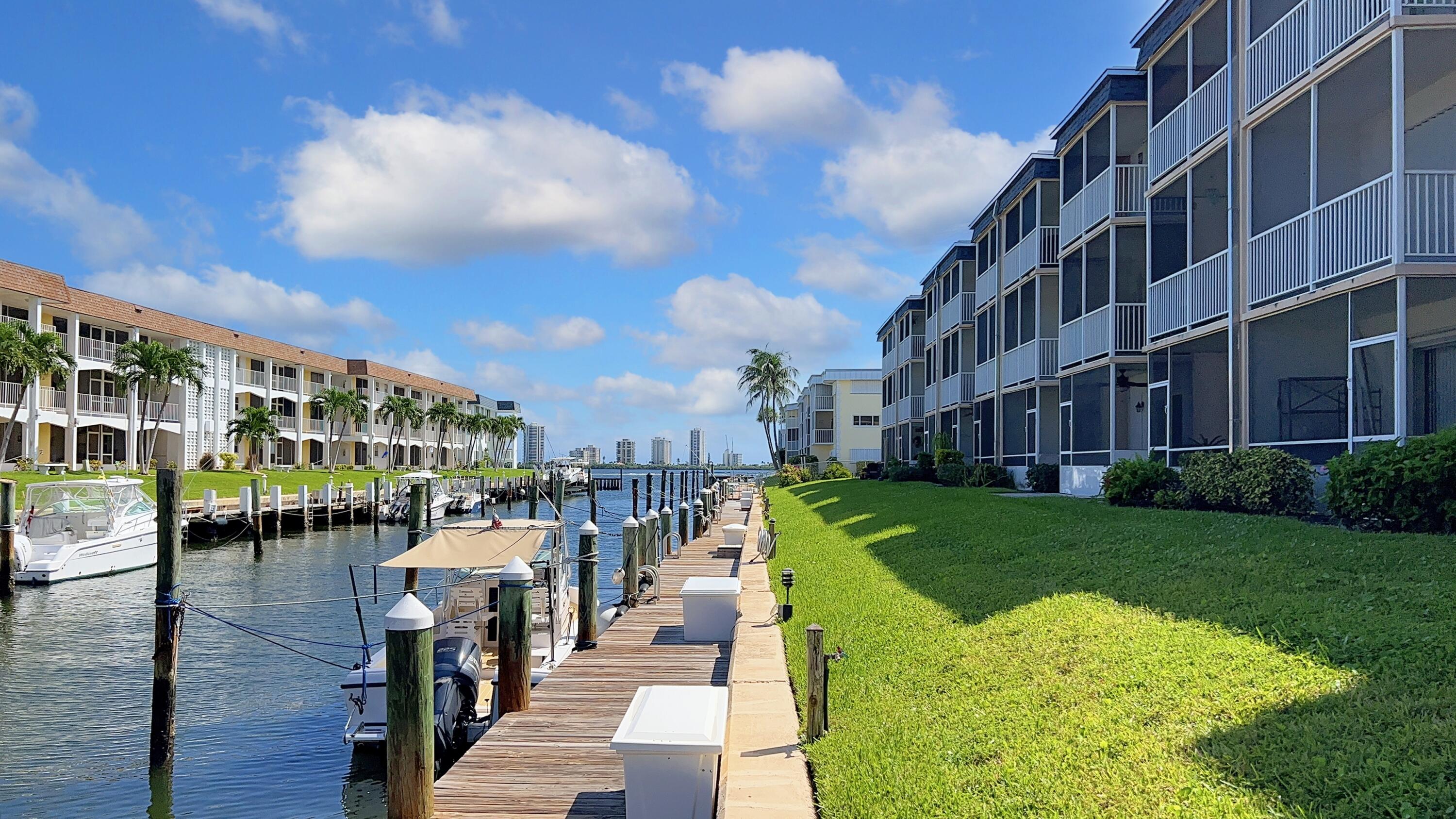 En Renta 131 Doolen Court 309, North Palm Beach, FL 33408, North Palm Beach, FL 33408