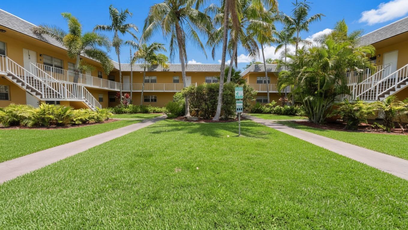 En Renta 200 Croton Avenue 209, Lantana, FL 33462, Lantana, FL 33462