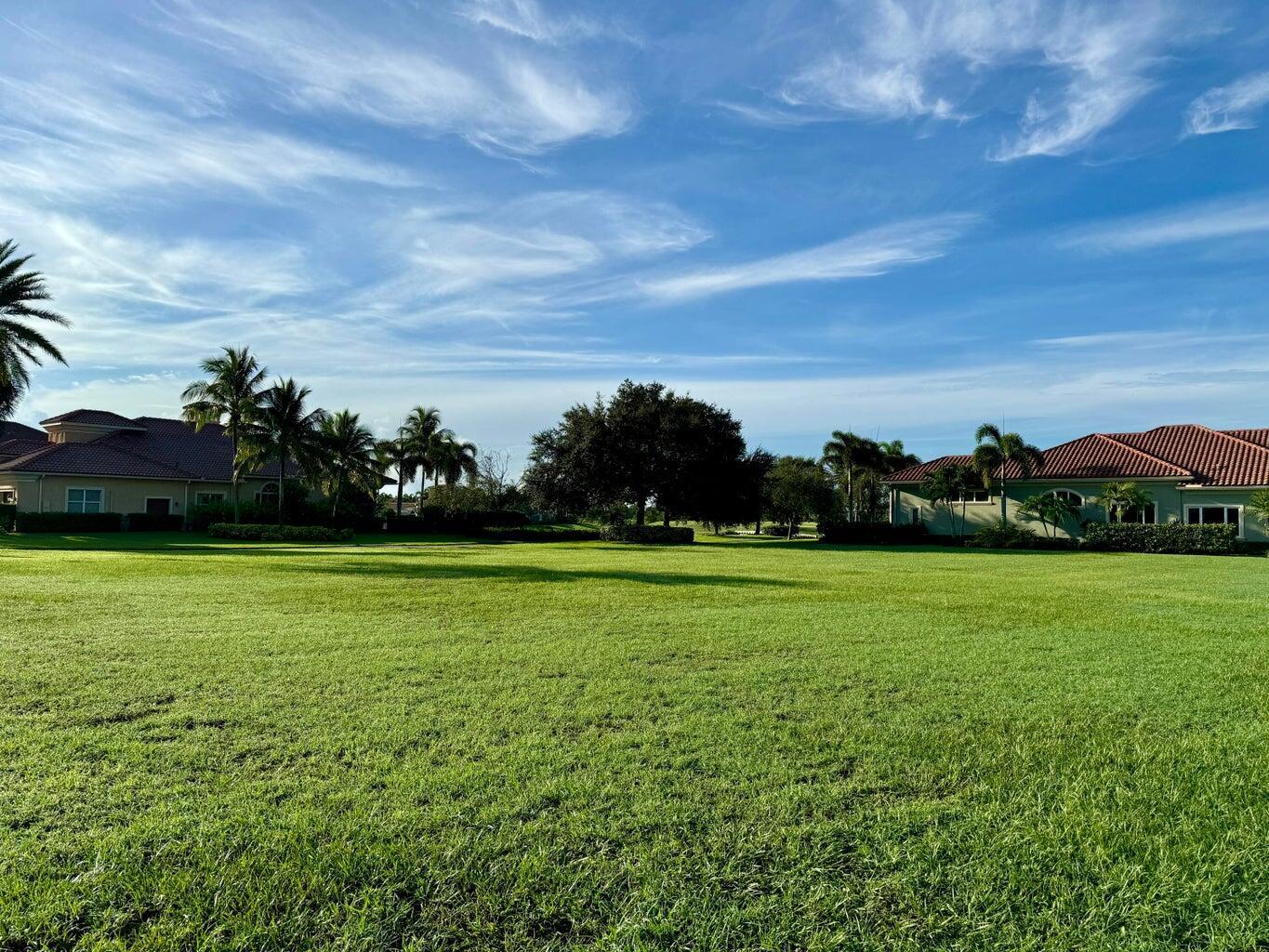 En Venta 104 SE RIO SIENA, Port St. Lucie, FL 34984, Port St. Lucie, FL 34984