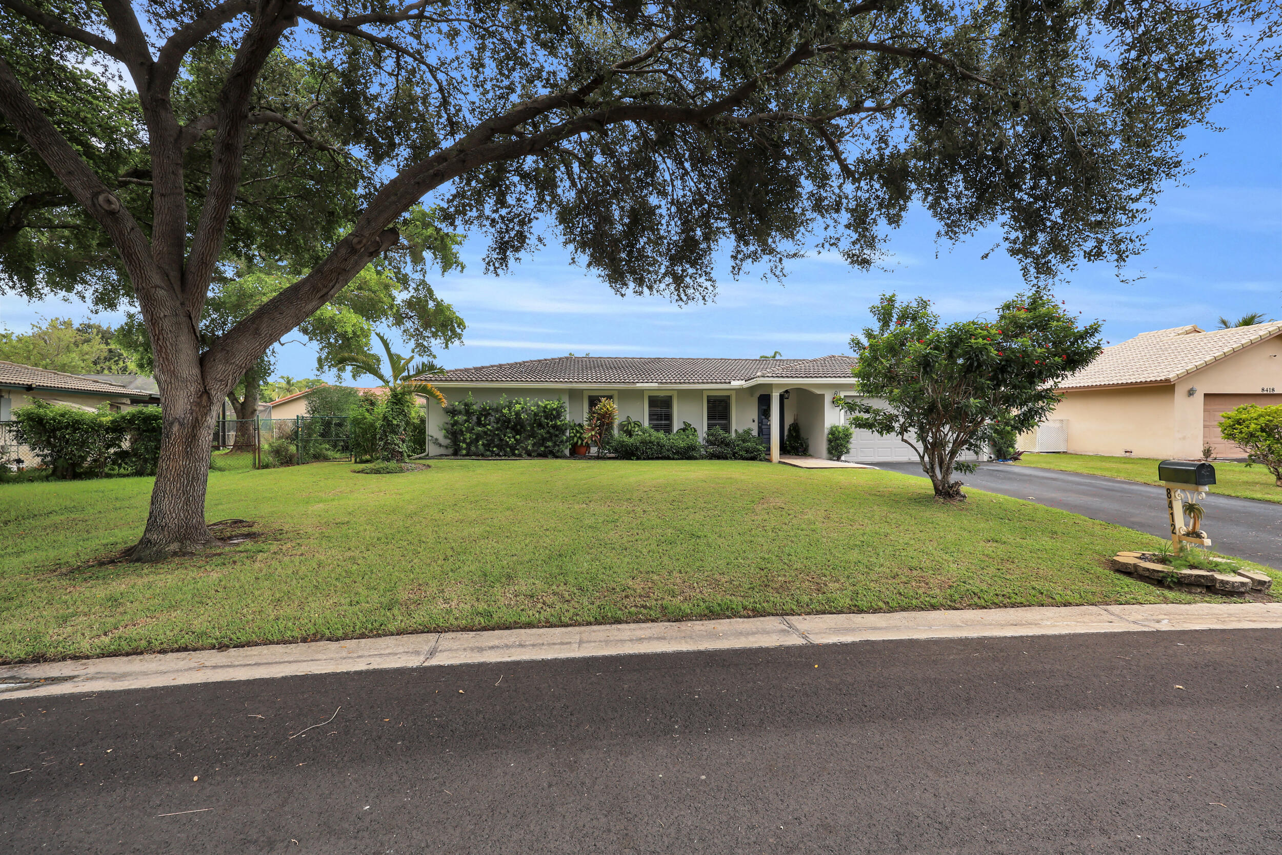 En Venta 8412 NW 26TH Drive, Coral Springs, FL 33065, Coral Springs, FL 33065