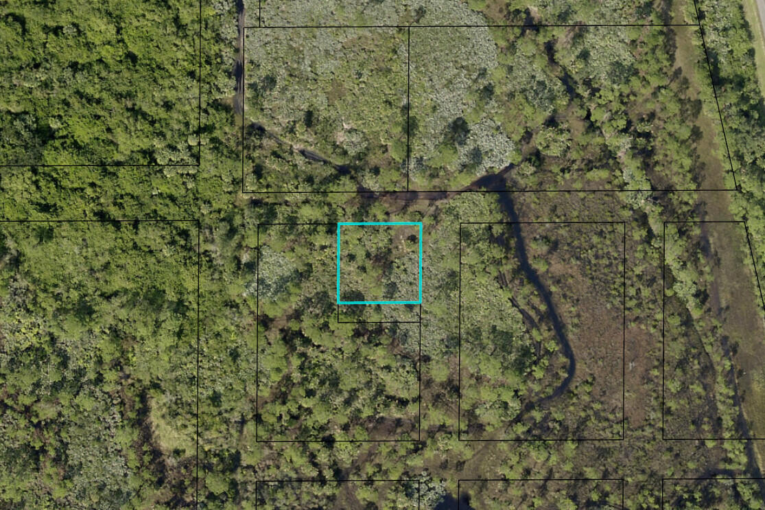 Foto de propiedad en 0 grant Road, Grant Valkaria, FL 32909 Grant Valkaria con MLS# 