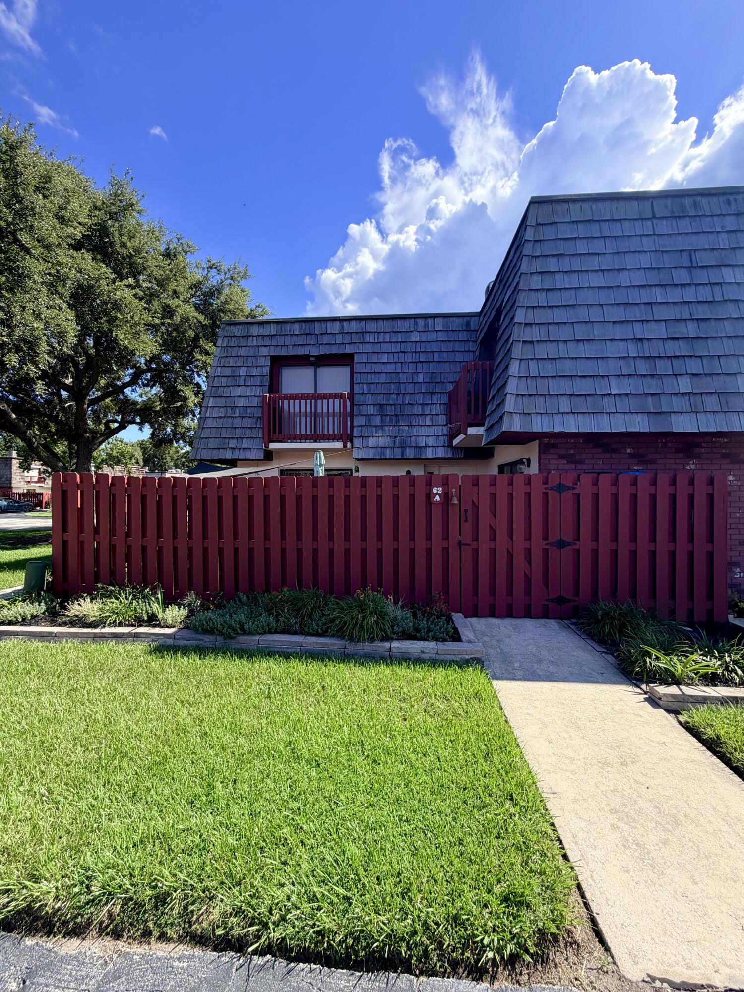 Foto de propiedad en 62 PINEY BRANCH Way A, West Melbourne, FL 32904 West Melbourne con MLS# 