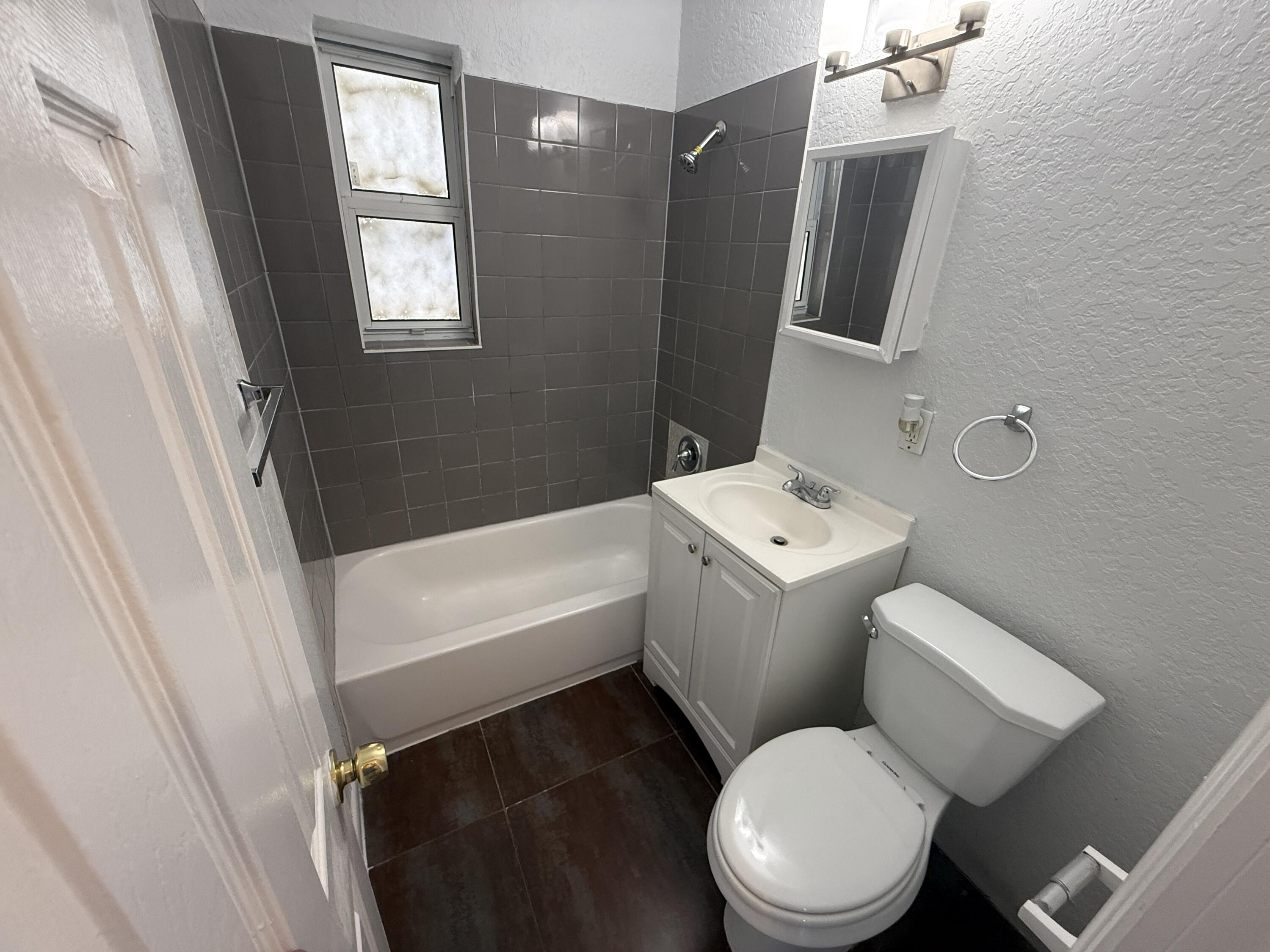 En Renta 1642 NW 13TH Court, Fort Lauderdale, FL 33311, Fort Lauderdale, FL 33311