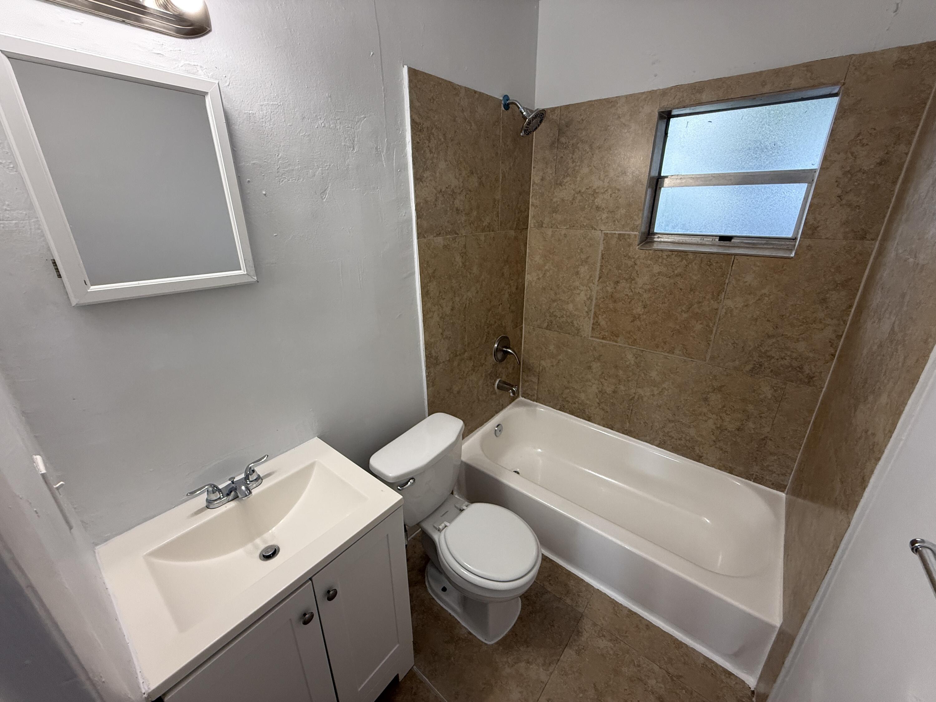 En Renta 532 NW 13TH Avenue 1, Fort Lauderdale, FL 33311, Fort Lauderdale, FL 33311
