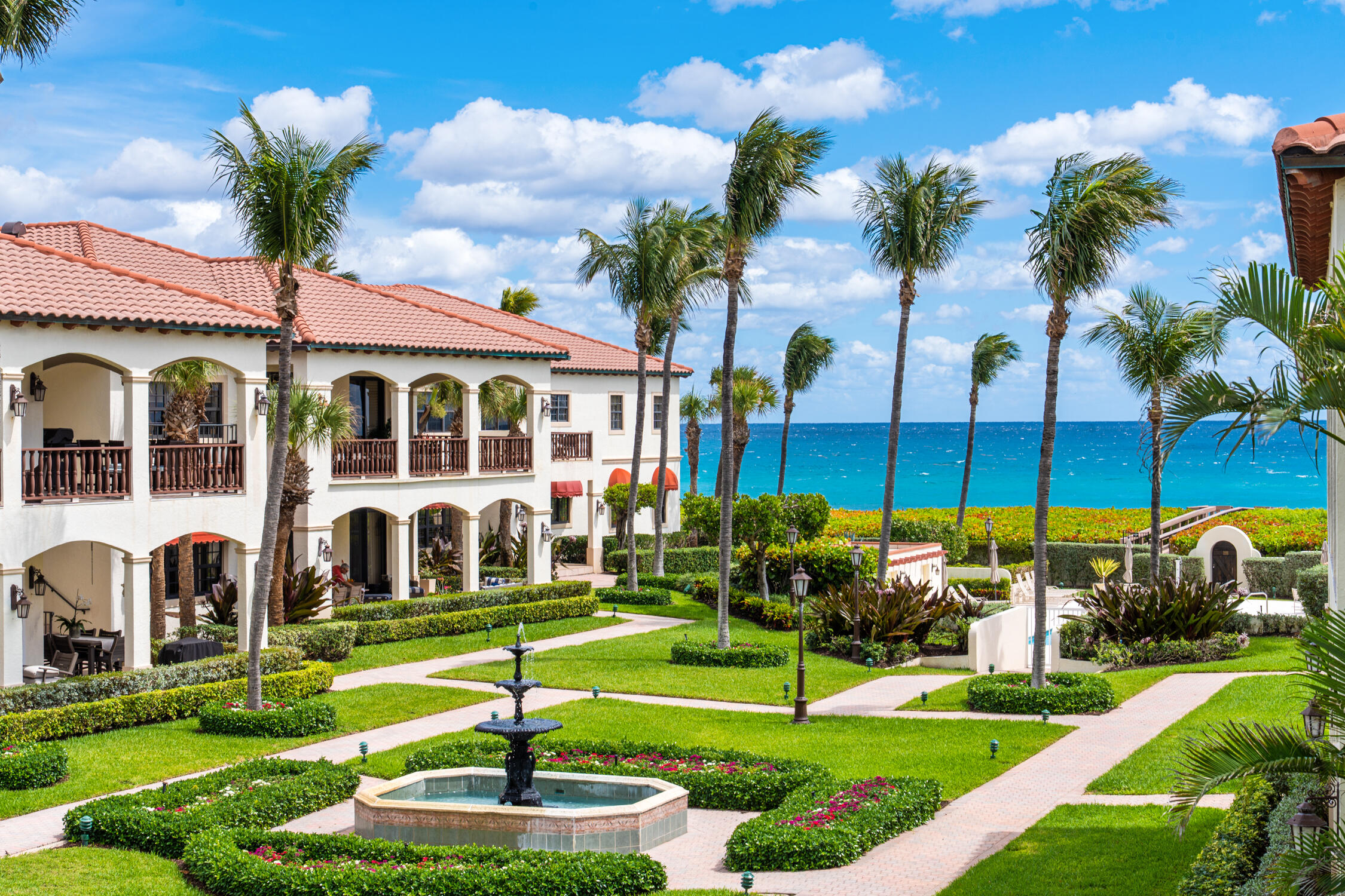 En Venta 5833 N OCEAN Boulevard D2, Ocean Ridge, FL 33435, Ocean Ridge, FL 33435