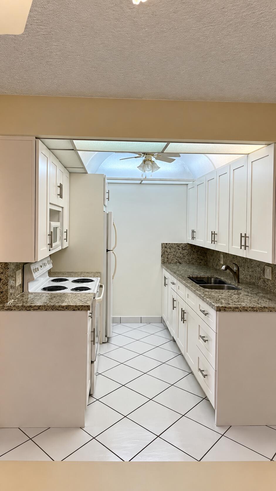En Renta 2154 CAMBRIDGE G, Deerfield Beach, FL 33442, Deerfield Beach, FL 33442