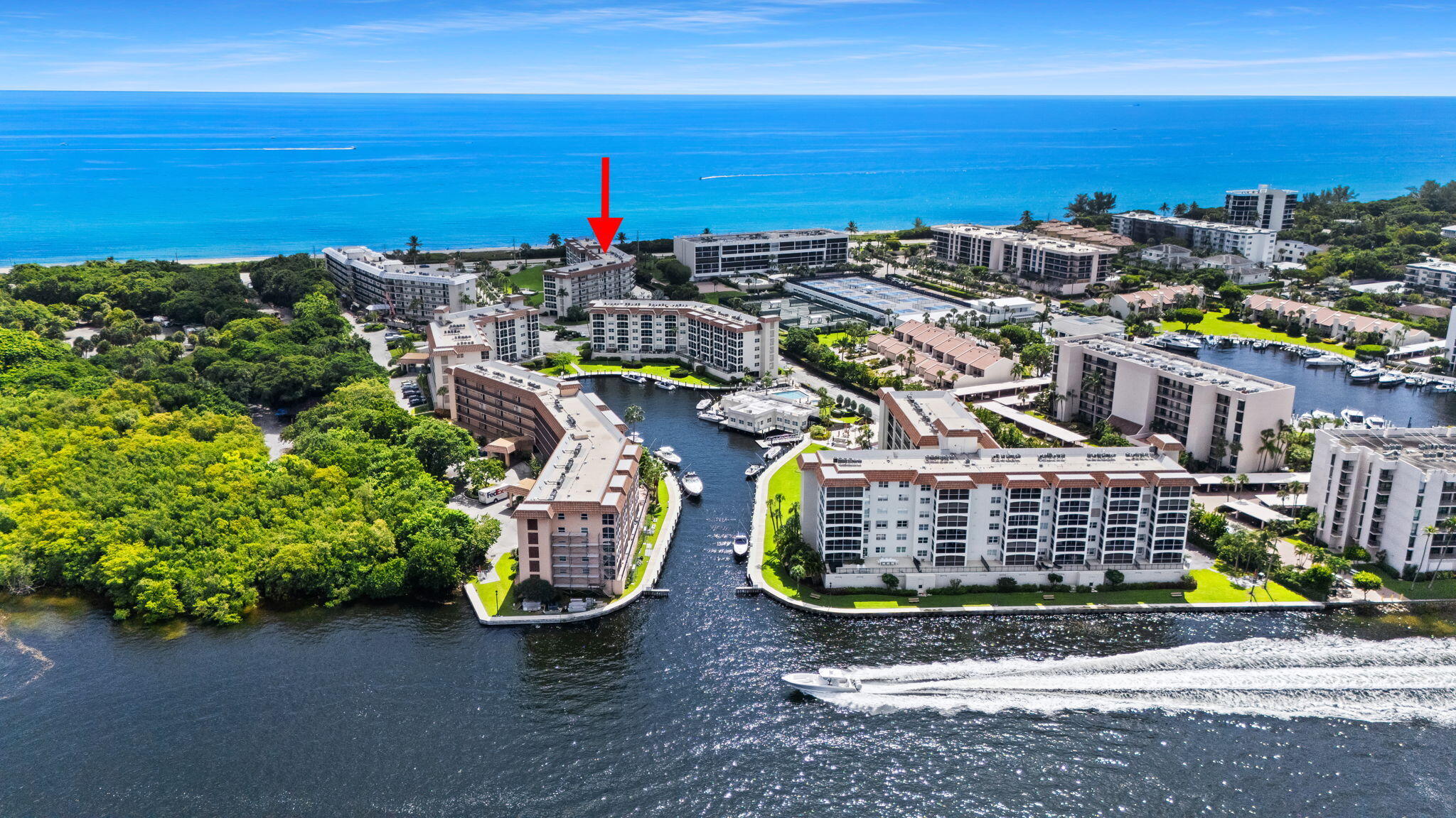 Foto de propiedad en 2871 N OCEAN Boulevard D210, Boca Raton, FL 33431 Boca Raton con MLS# 