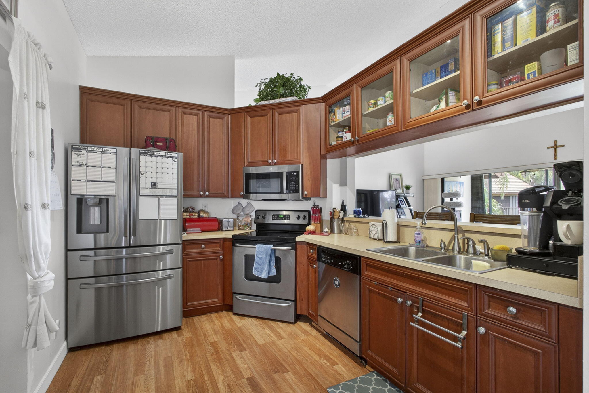 Foto de propiedad en 12644 Shoreline Drive 8F, Wellington, FL 33414 Wellington con MLS# 
