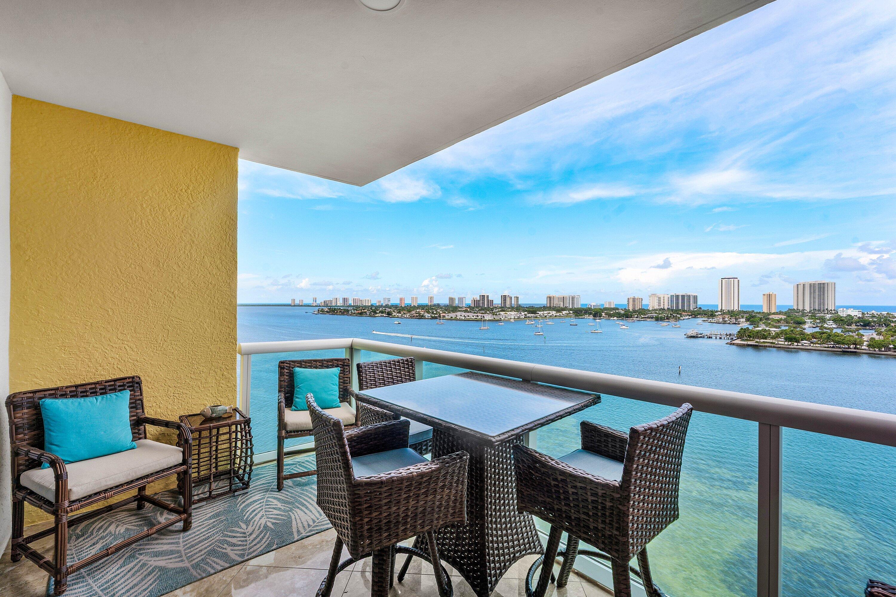 En Venta 2640 Lake Shore Drive 1210, Riviera Beach, FL 33404, Riviera Beach, FL 33404