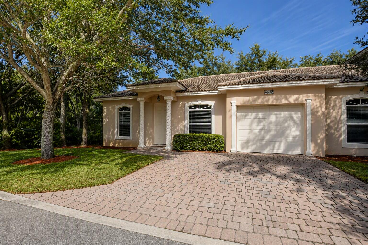 En Renta 4653 Villas Santorini Drive, Lake Worth, FL 33461, Lake Worth, FL 33461