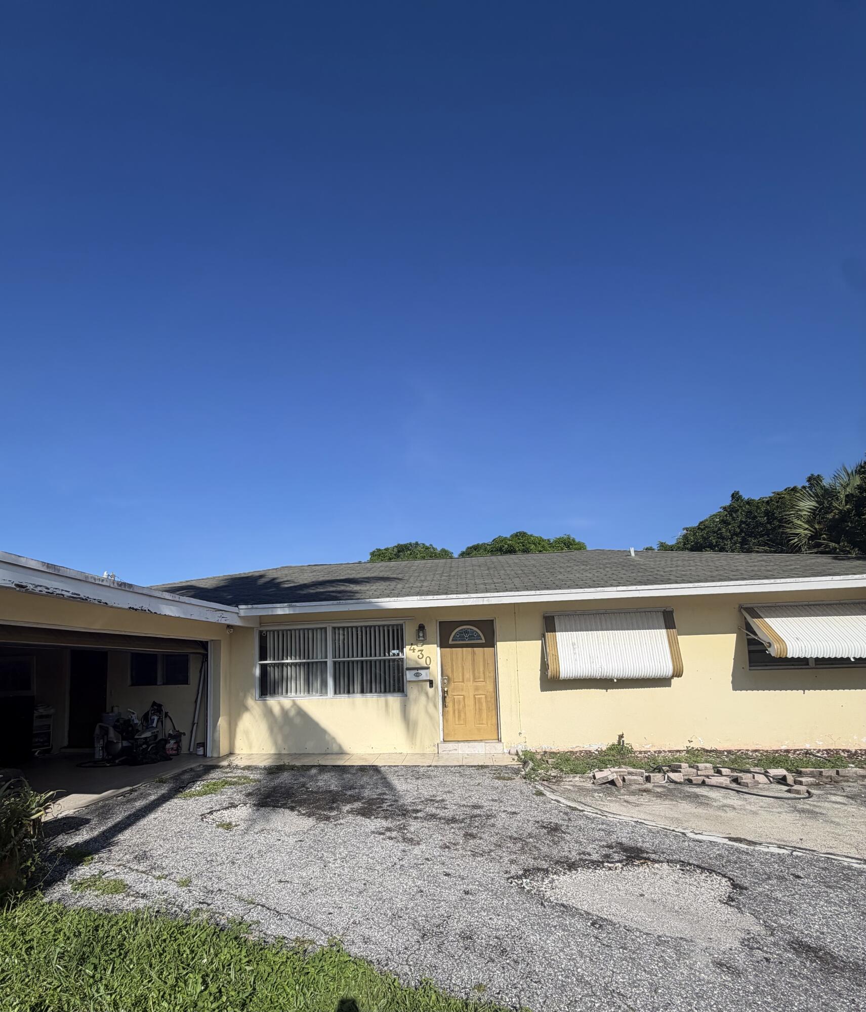 En Venta 430 N Ware Drive, West Palm Beach, FL 33409, West Palm Beach, FL 33409