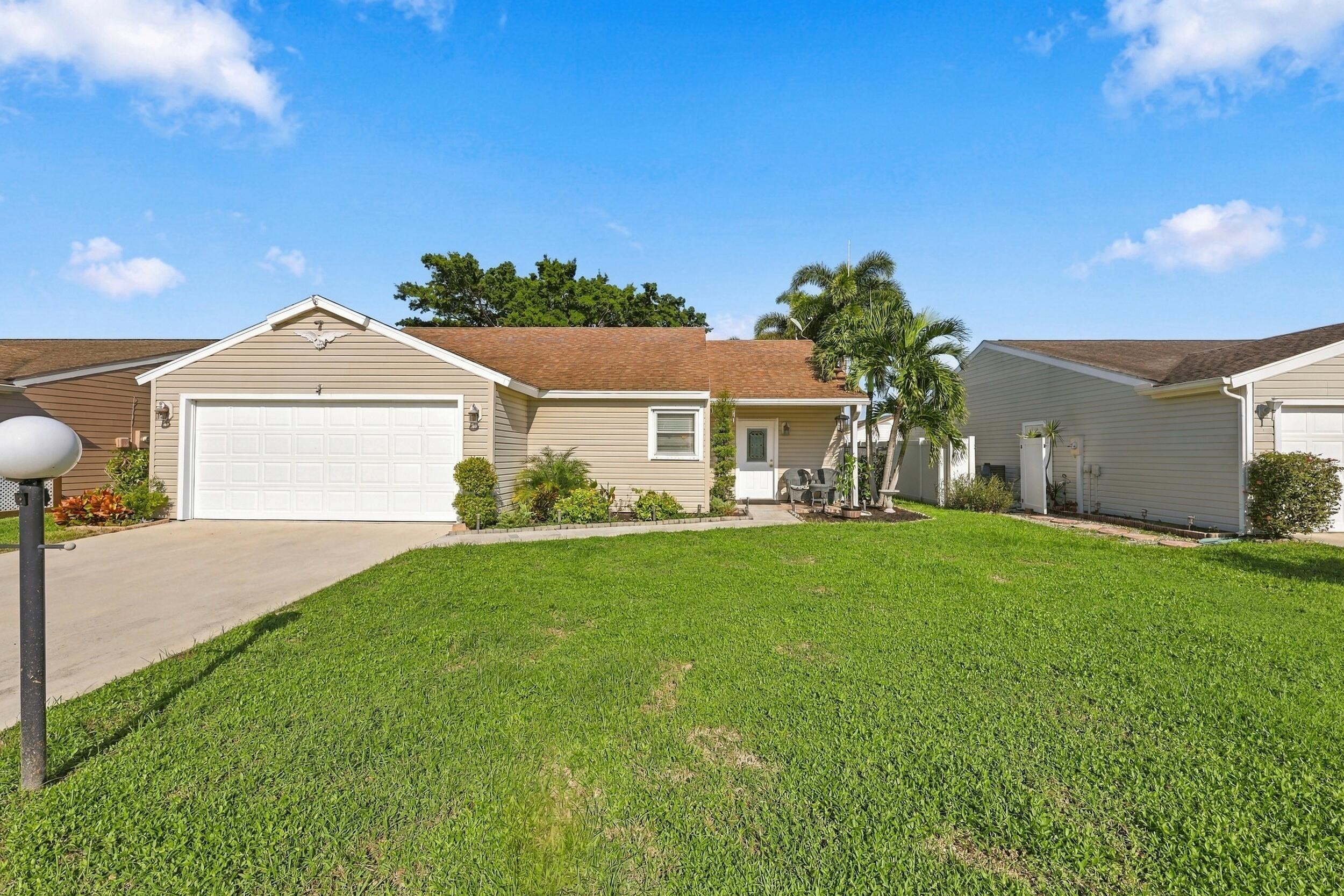 En Venta 5215 W Canal Circle, Lake Worth, FL 33467, Lake Worth, FL 33467