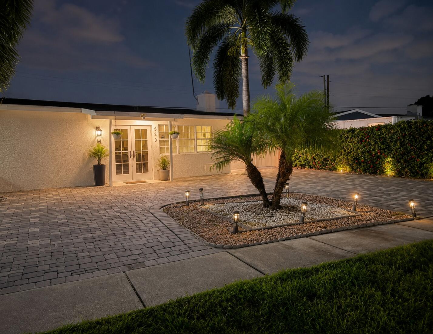 En Venta 520 CHERRY Road, Westgate, FL 33409, Westgate, FL 33409
