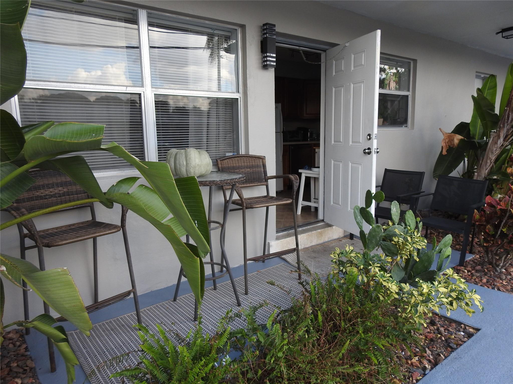 En Renta 1600 NE 3rd Avenue Unit 3, Fort Lauderdale, FL 33305, Fort Lauderdale, FL 33305