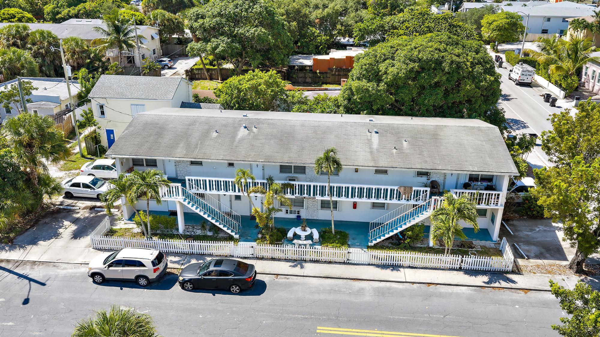 En Venta 430 N J Street 1A 2A 3A 4B 5B 6B, Lake Worth Beach, FL, Lake Worth Beach, FL