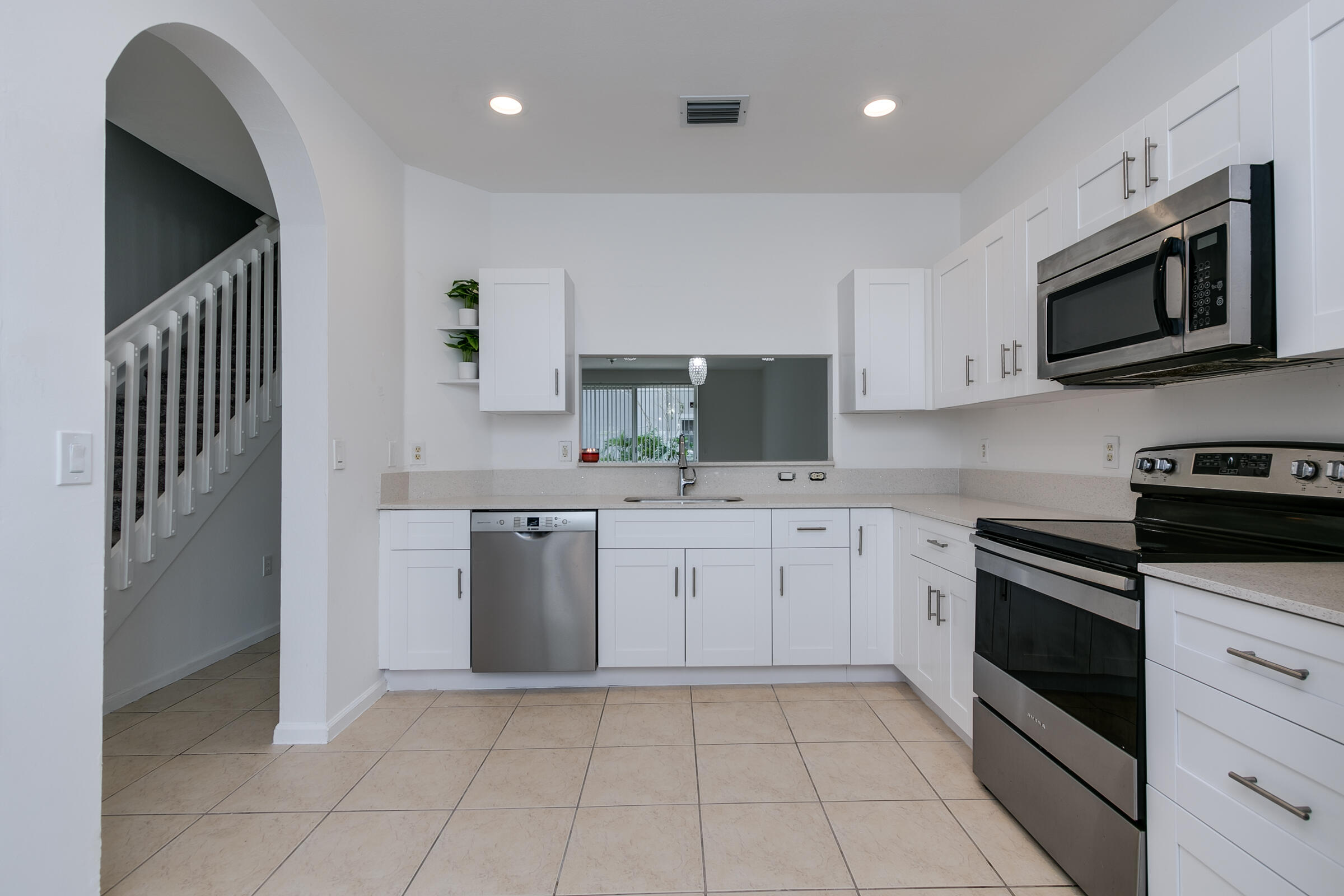 En Renta 2830 SW 82ND Avenue 102, Miramar, FL 33025, Miramar, FL 33025