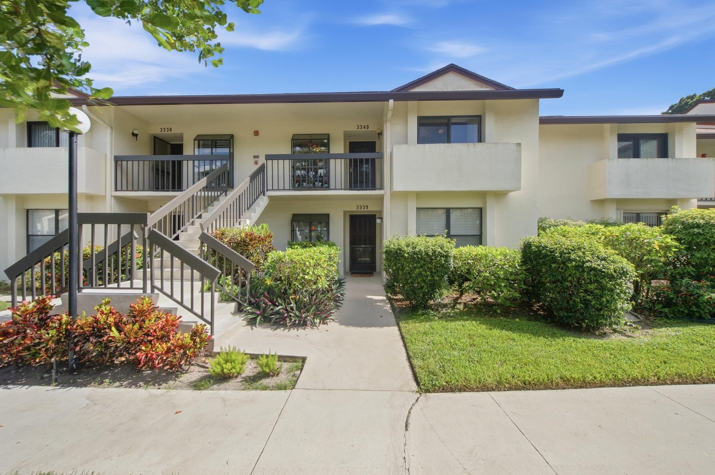 Foto de propiedad en 3340 LUCERNE PARK Drive, Greenacres, FL 33467 Greenacres con MLS# 