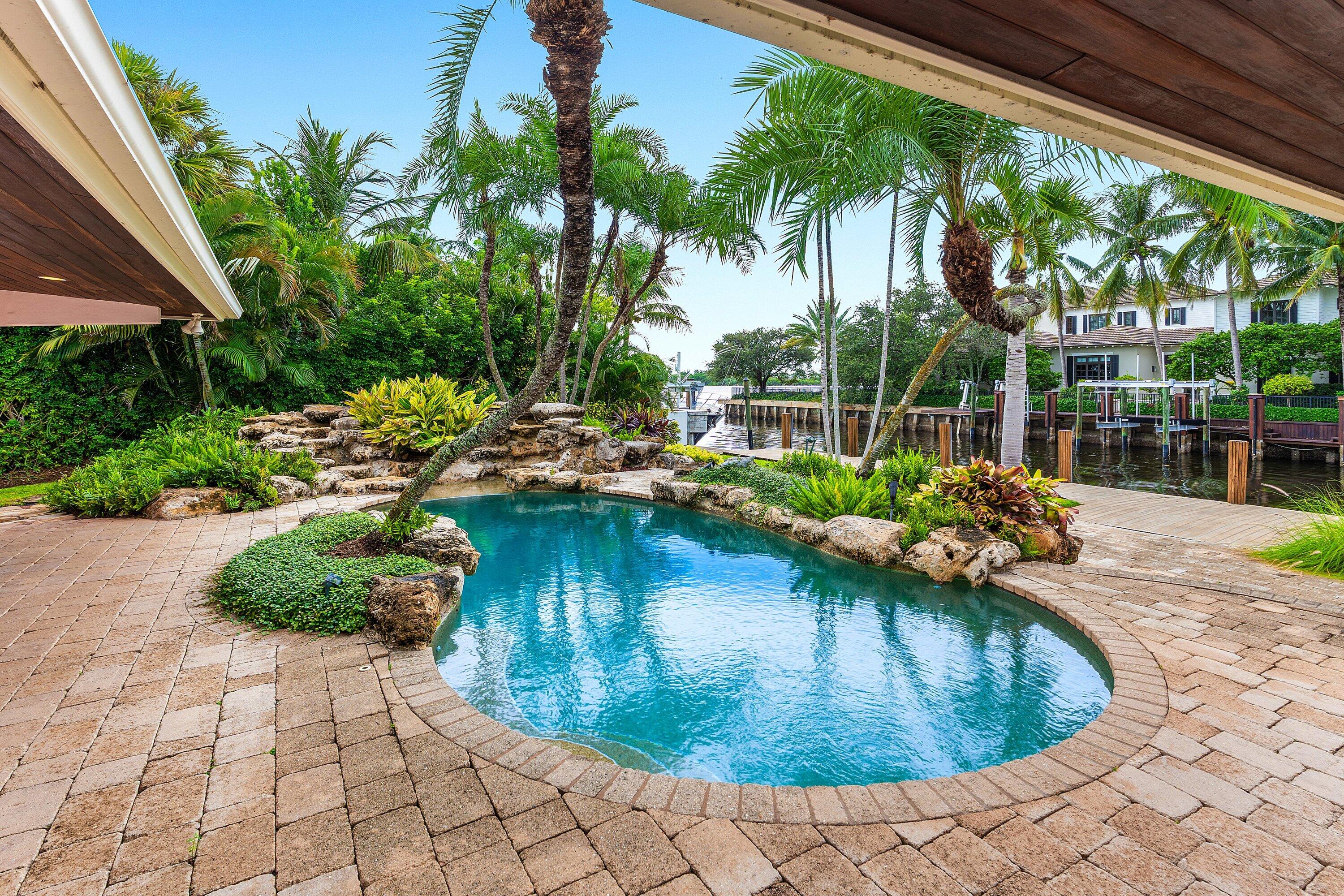 En Renta 122 Marlin Drive, Ocean Ridge, FL 33435, Ocean Ridge, FL 33435